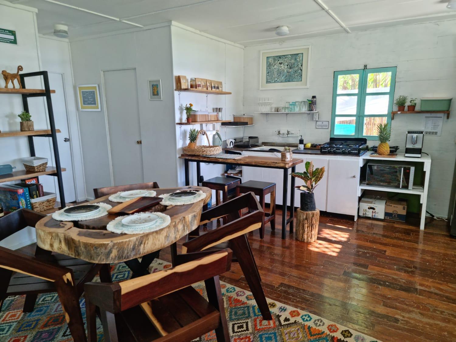 Three-Bedroom House photo 3