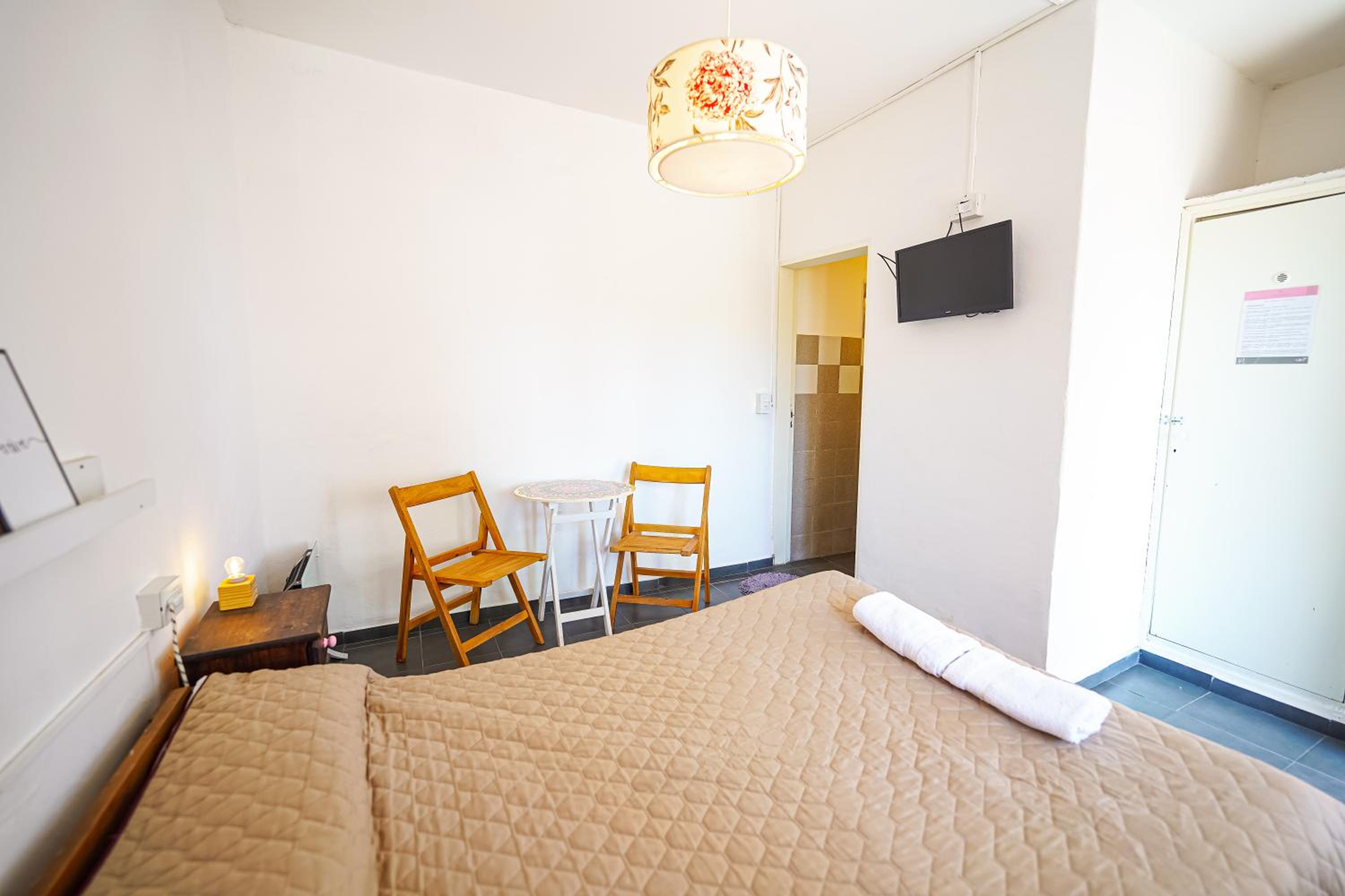 Mixed Dormitory Room photo 3