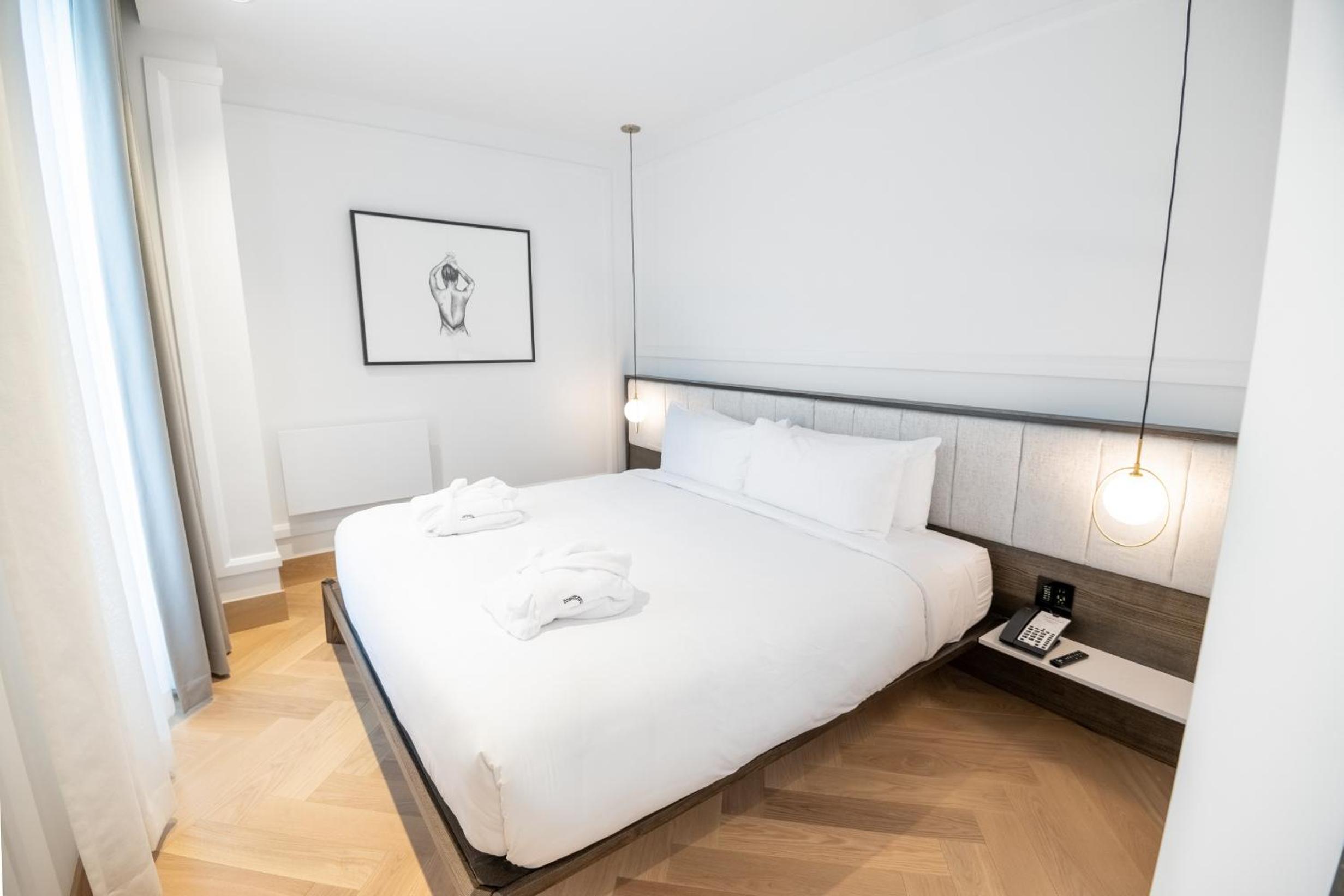 Superior Suite - Photo 1