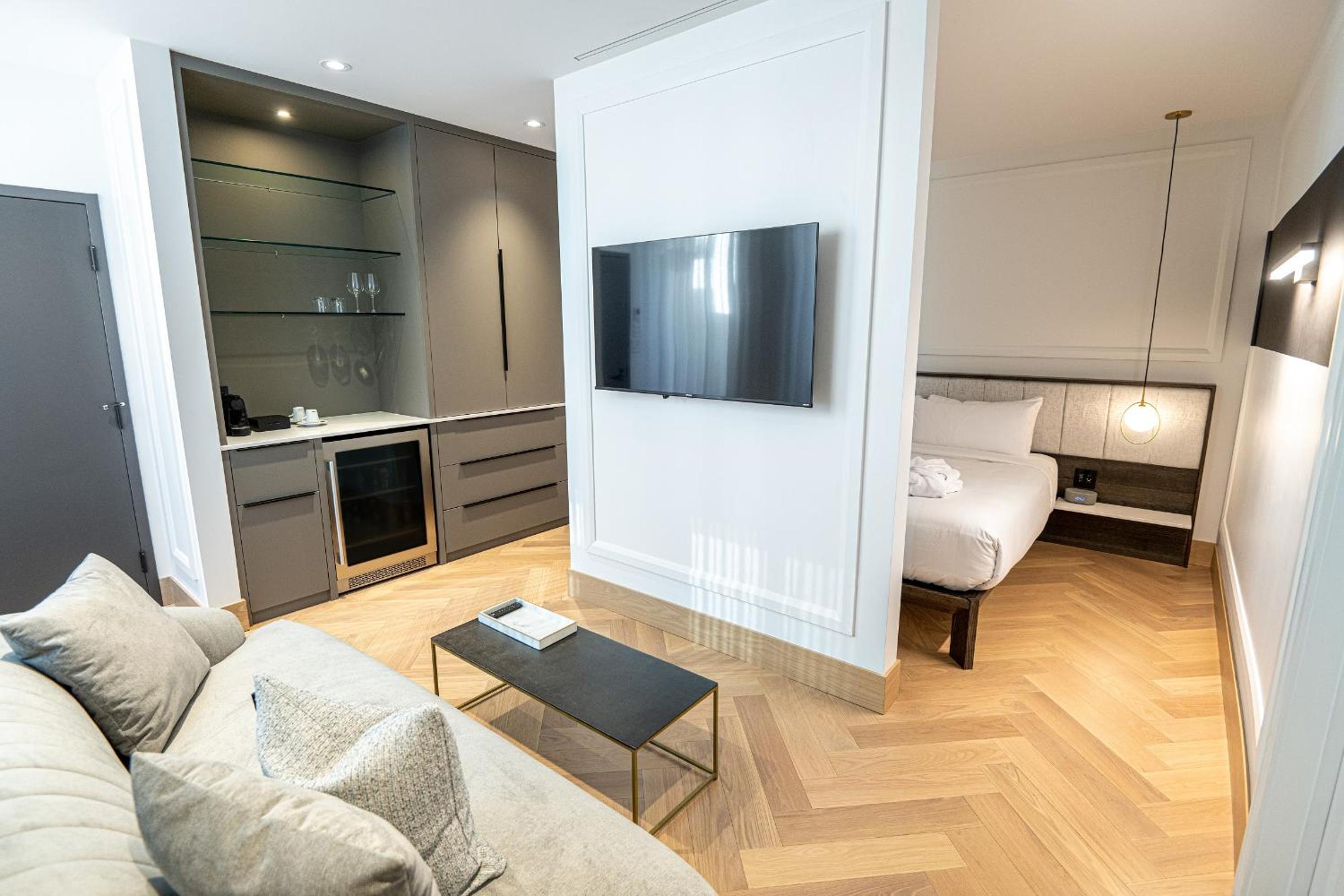 Junior Suite - Photo 2