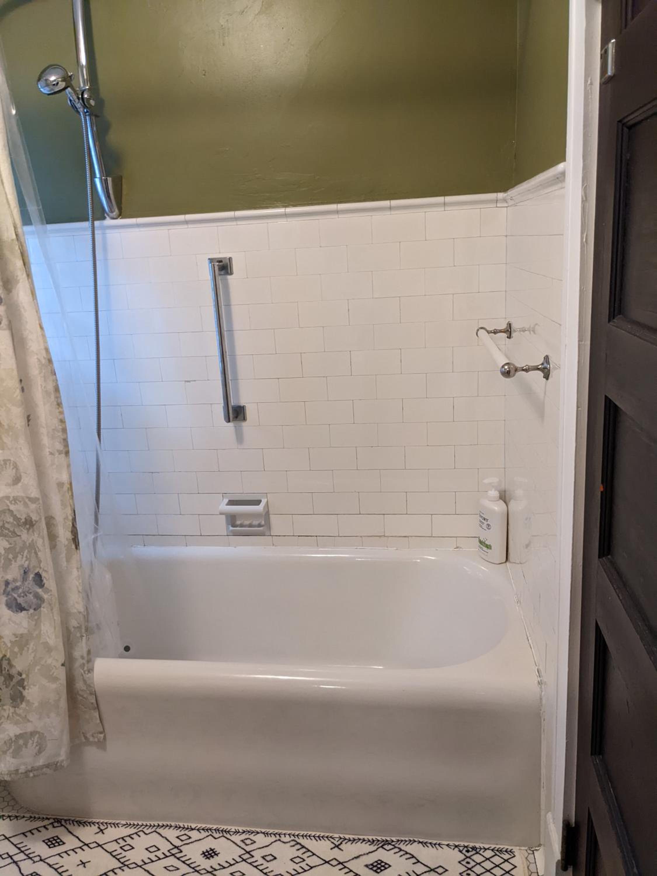Queen Room photo 3