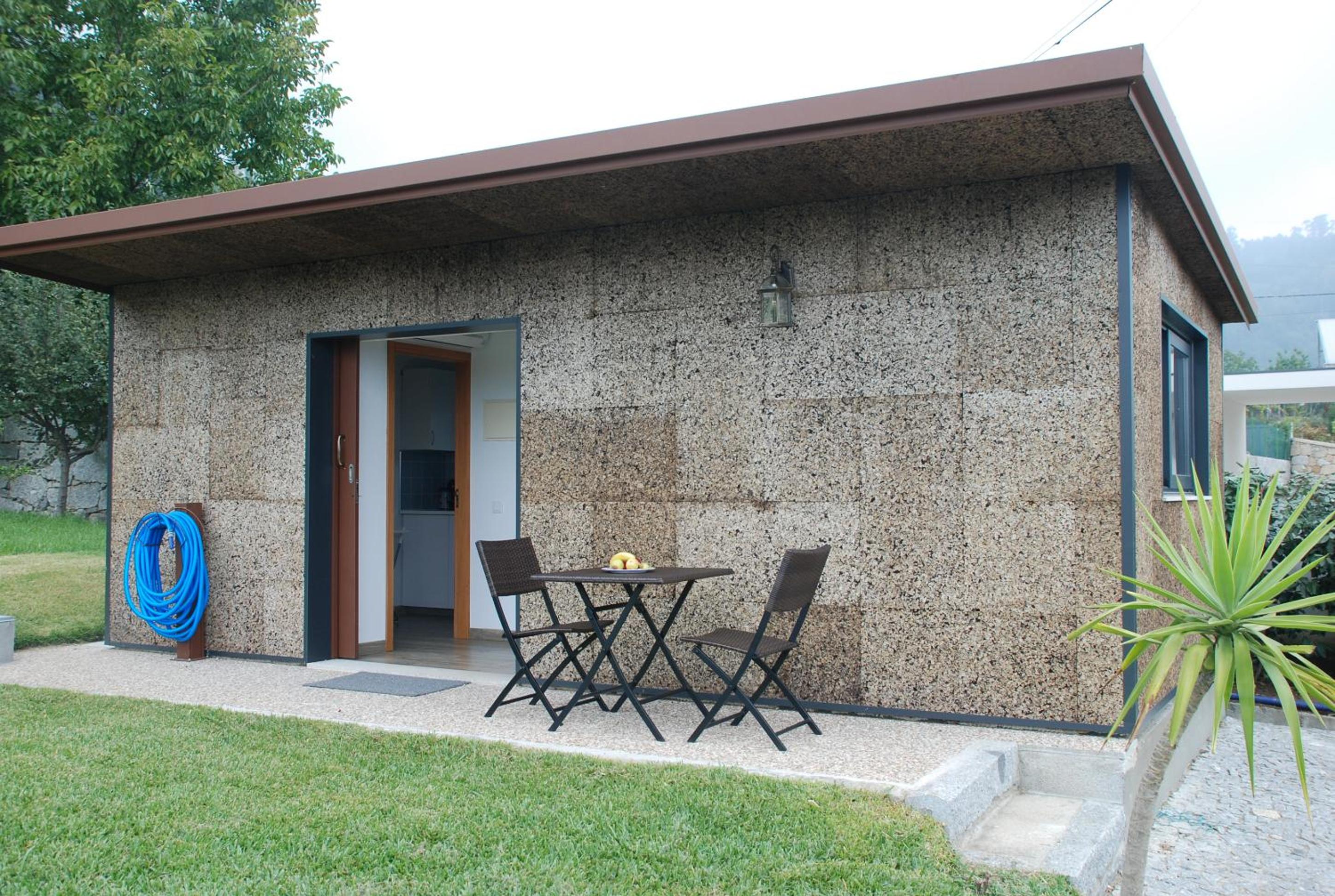 Bungalow photo 2