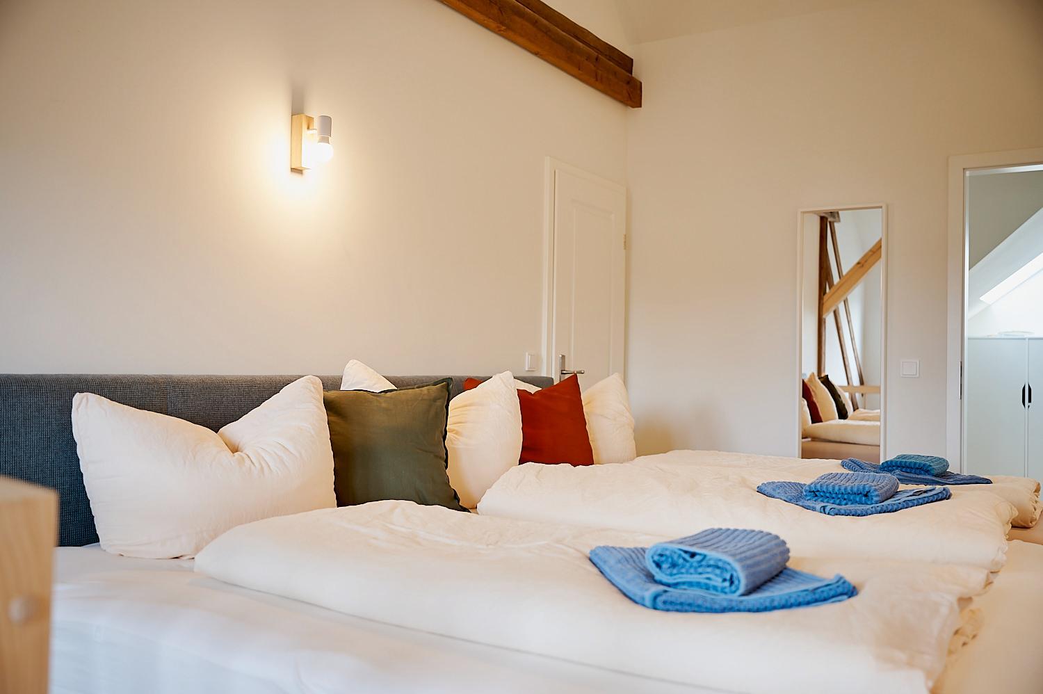 One-Bedroom Apartment - Photo 1