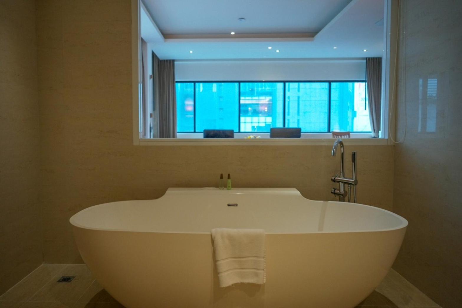 Captain Suite photo 3