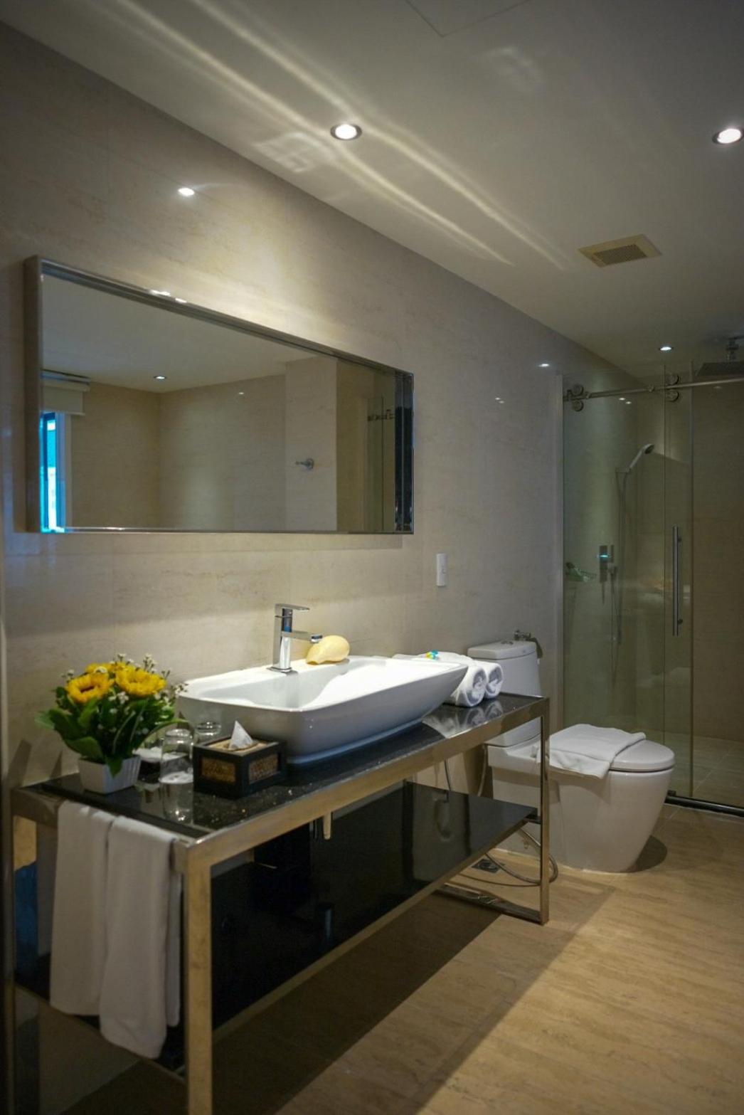 Captain Suite photo 2