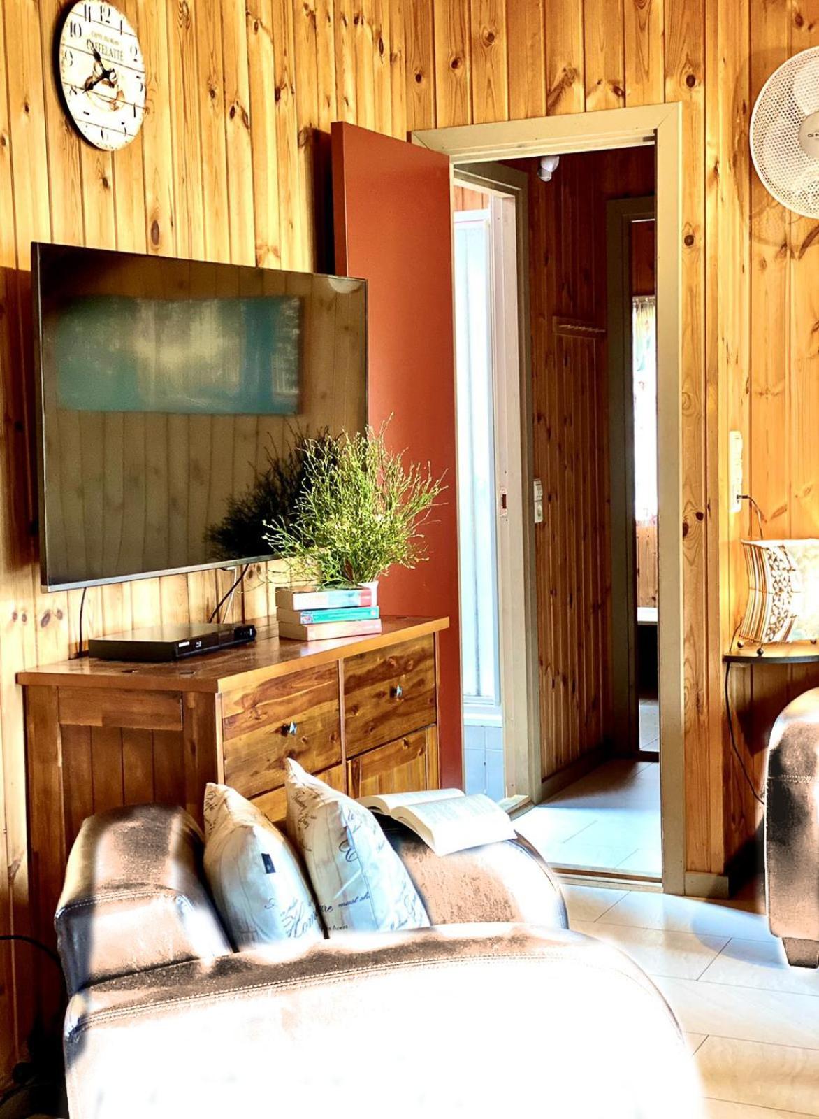 Three-Bedroom House photo 1
