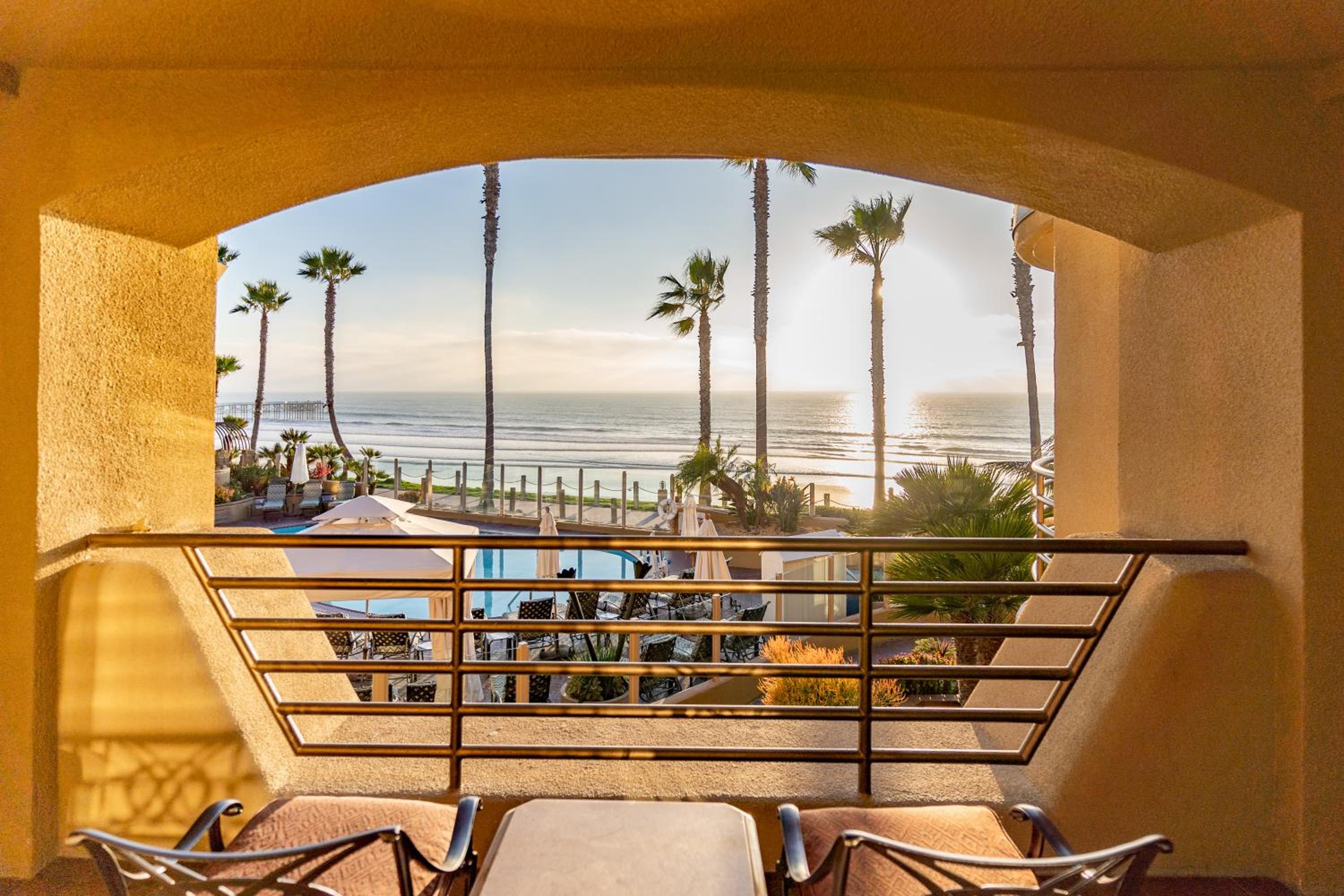 Full Ocean View Junior Suite Queen photo 3