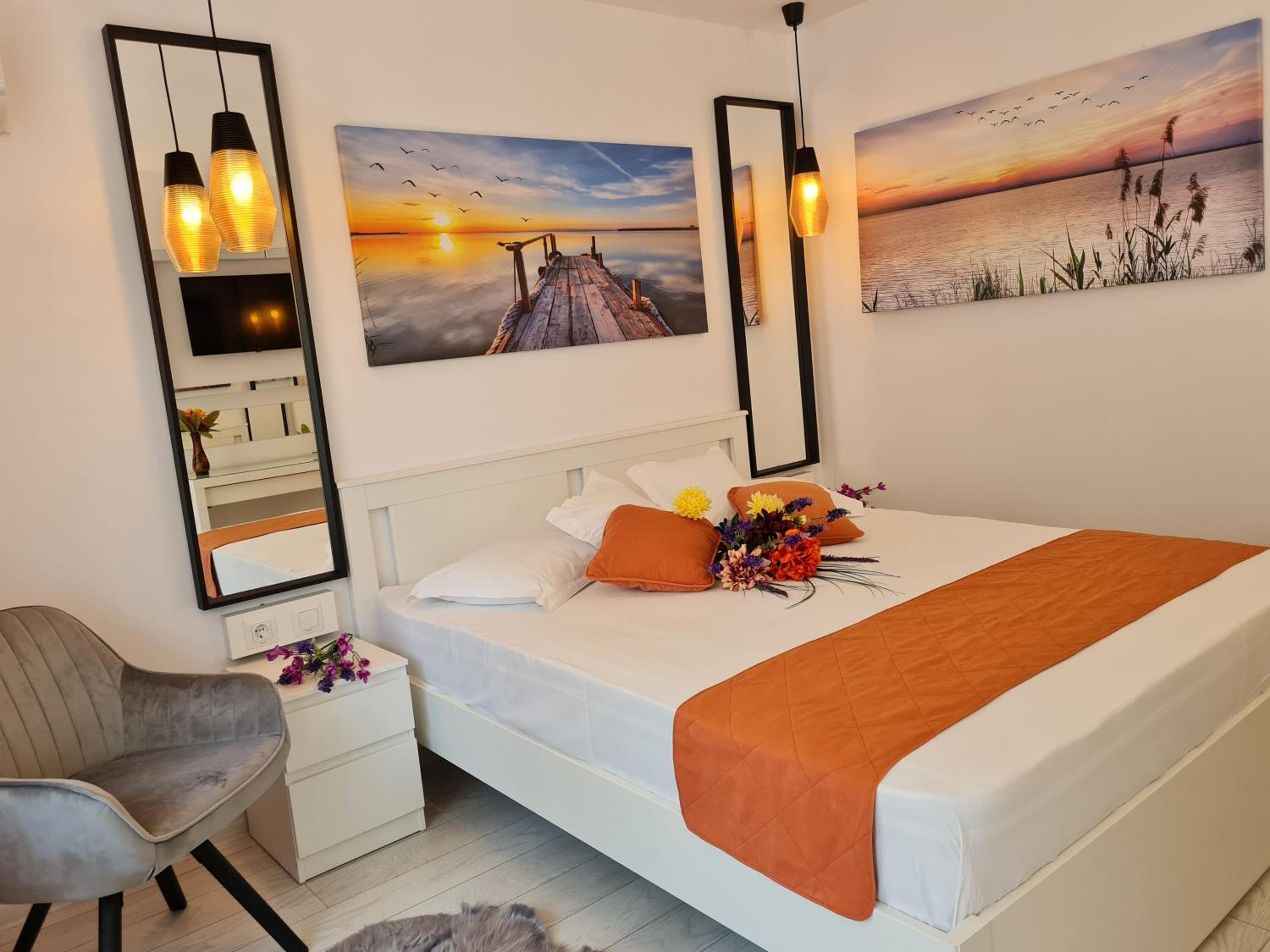 Queen Room - Photo 1