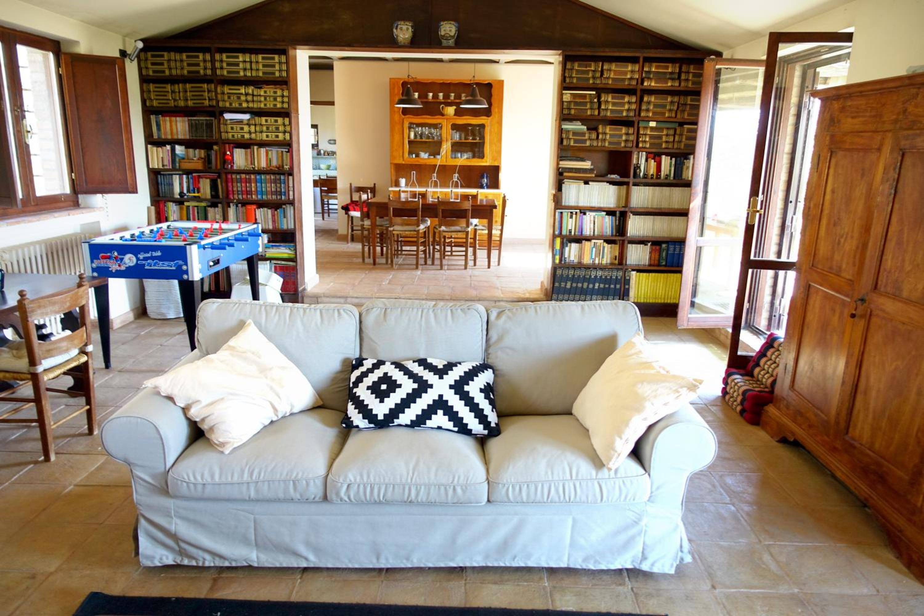 Four-Bedroom House photo 3