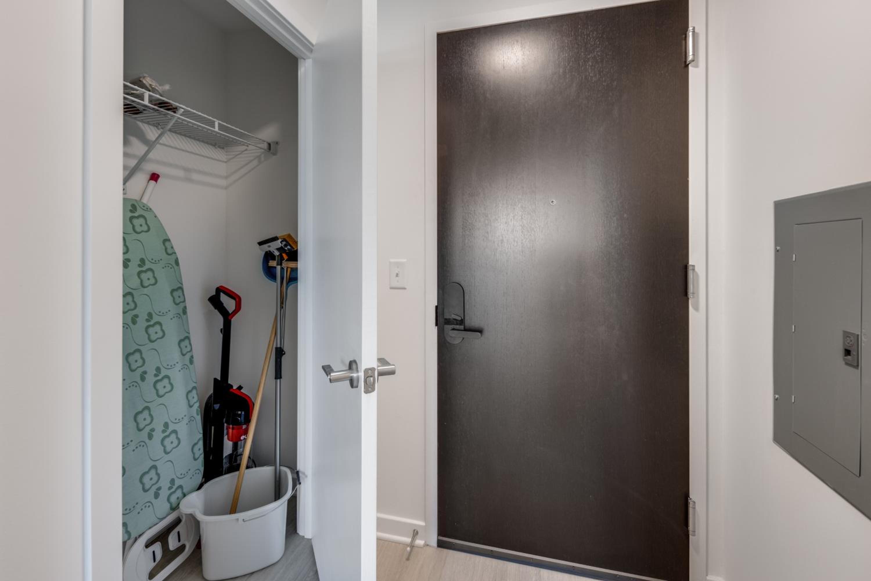  One Bedroom Apartment - Photo 11
