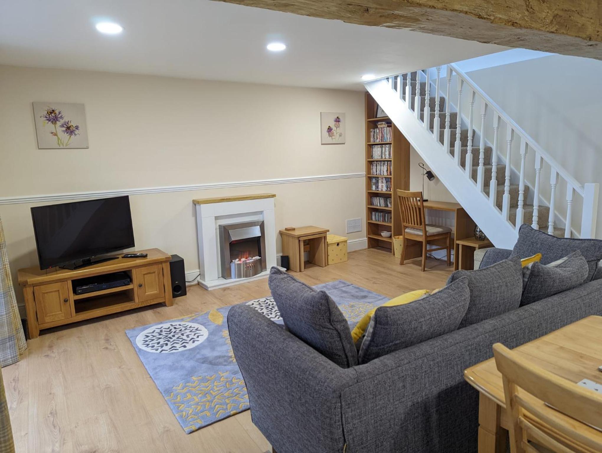 One-Bedroom House - Photo 5