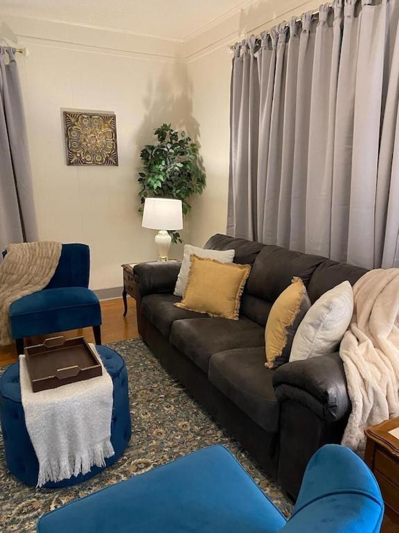Two-Bedroom Apartment photo 2