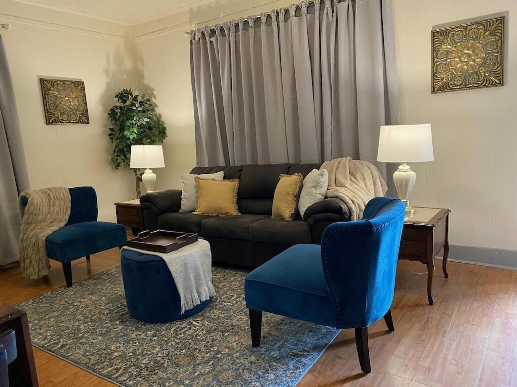 Two-Bedroom Apartment photo 1