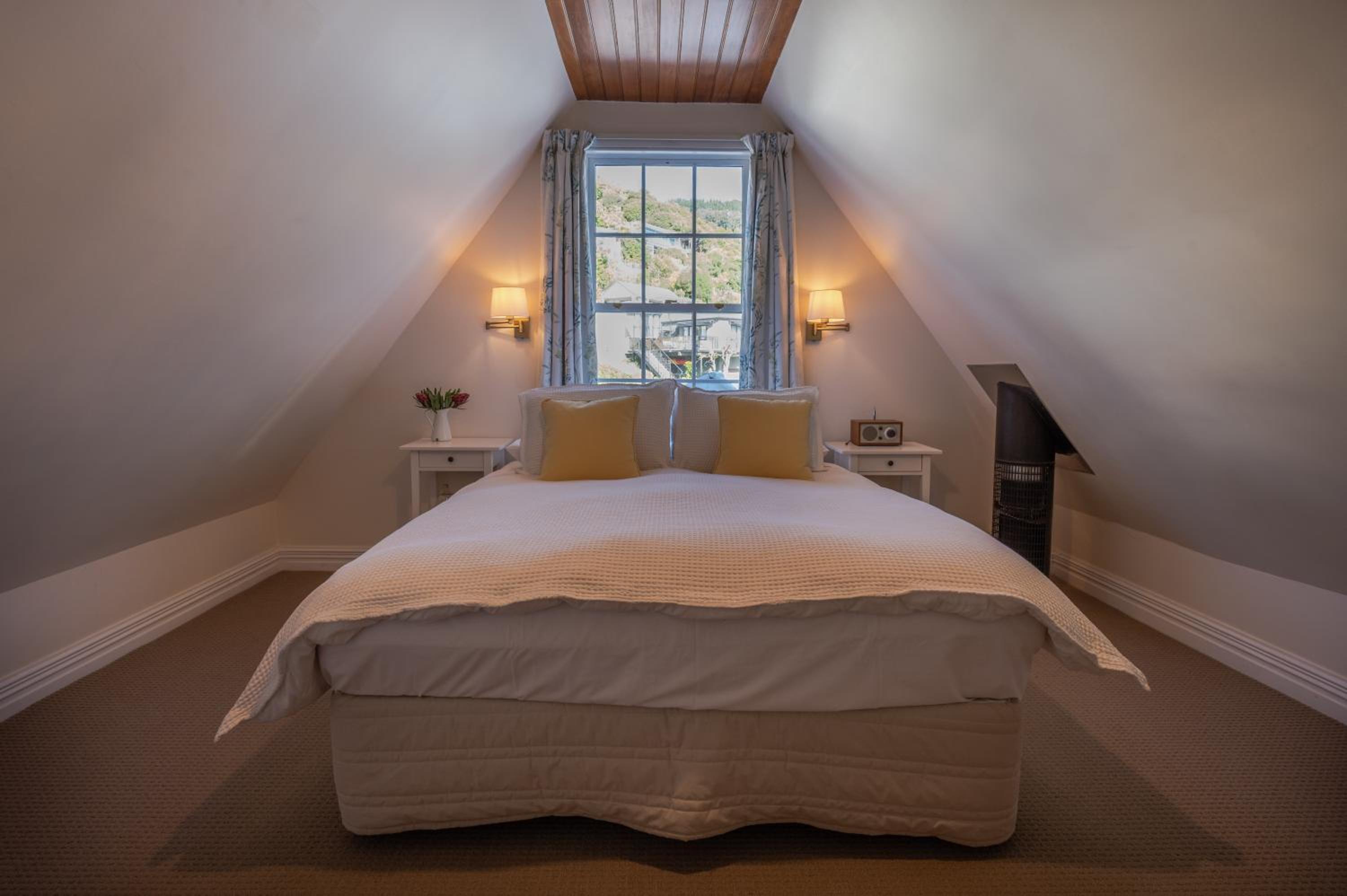 King Room with Private Bathroom