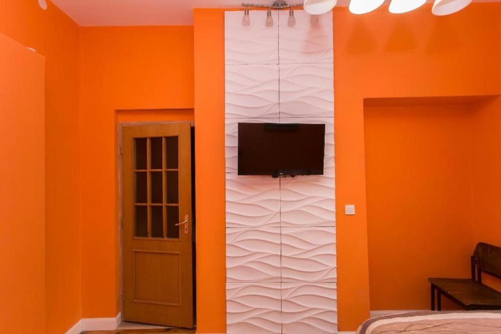 One-Bedroom Apartment - Photo 17