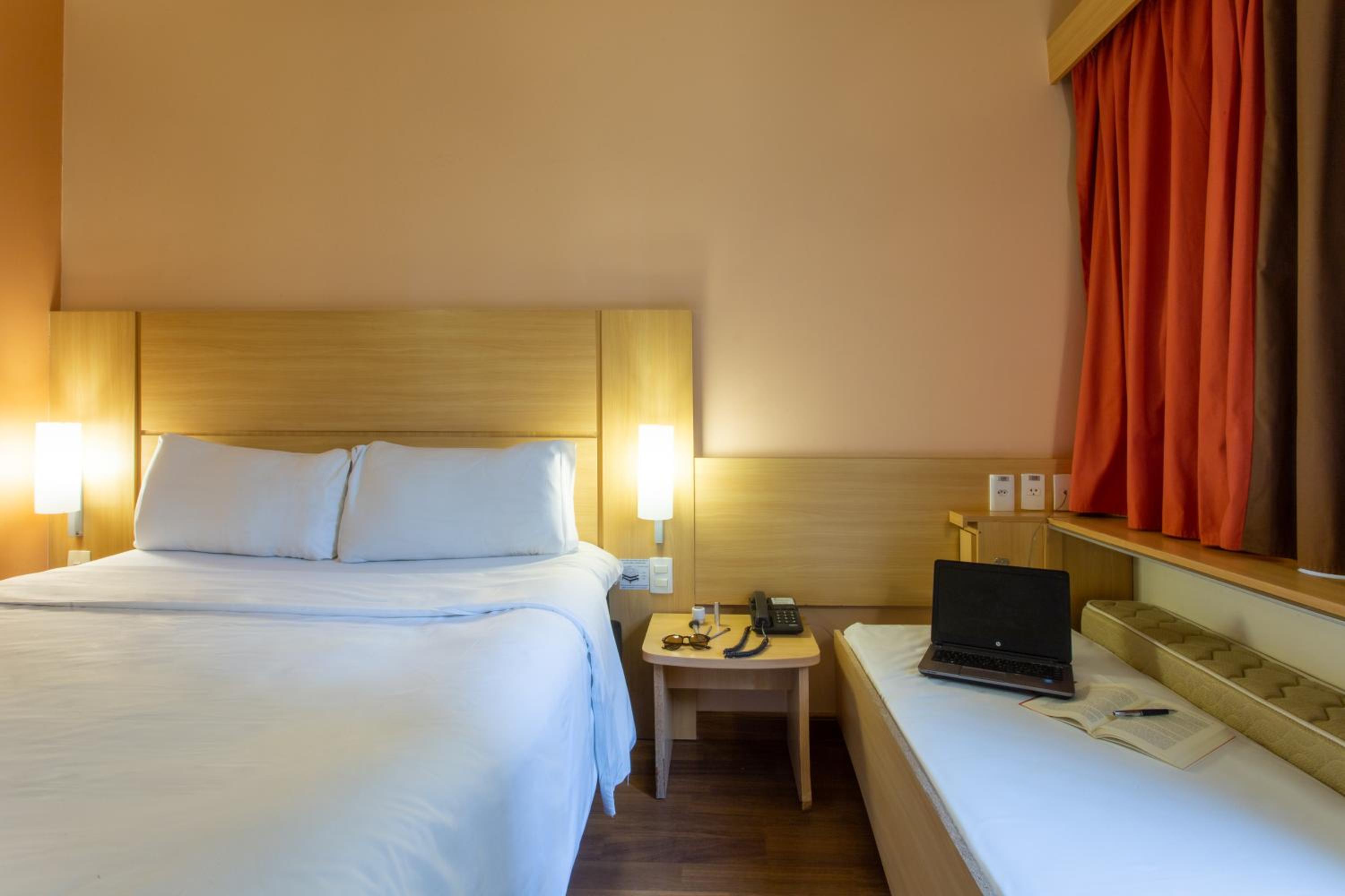 Standard Double Room (2 Adults + 1 Child) photo 3