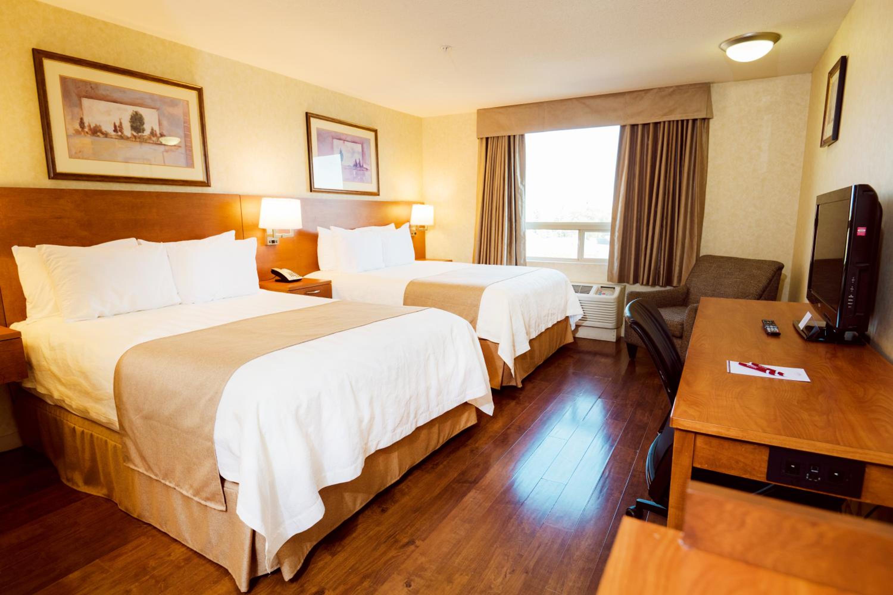 Standard Queen Room with Two QUeen Beds - New Building - Photo 22