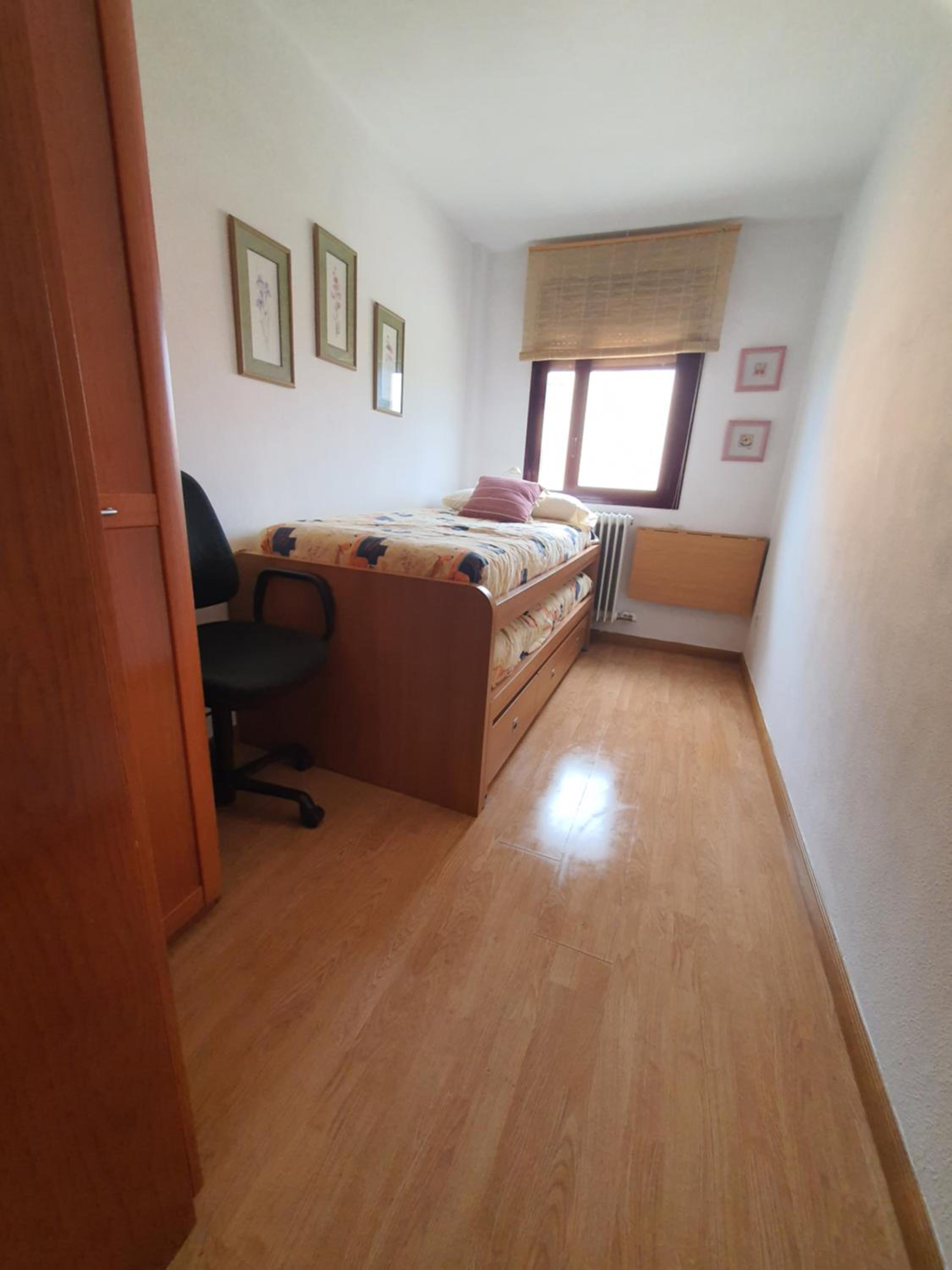 Apartment photo 3
