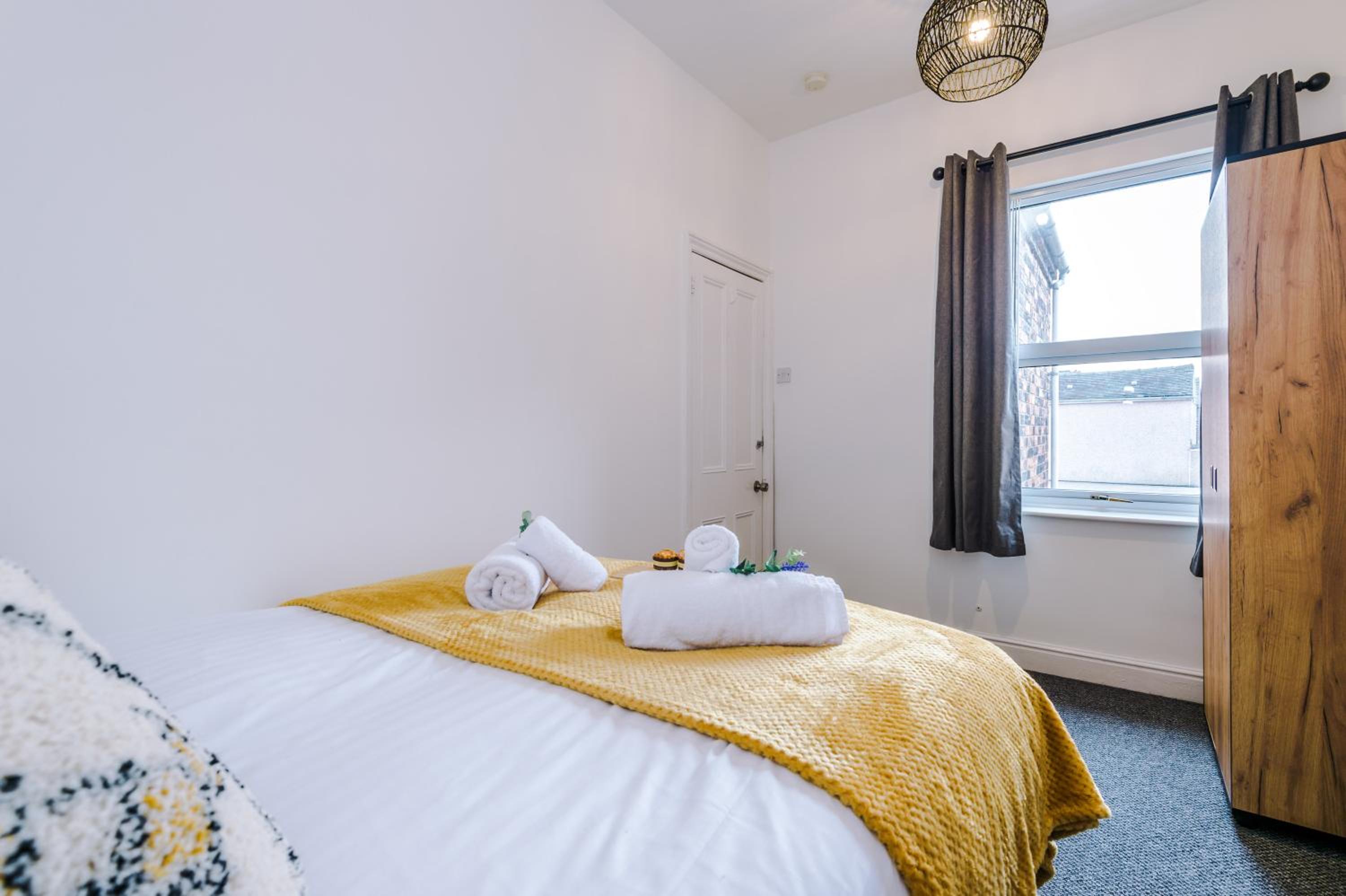 Three-Bedroom House photo 1