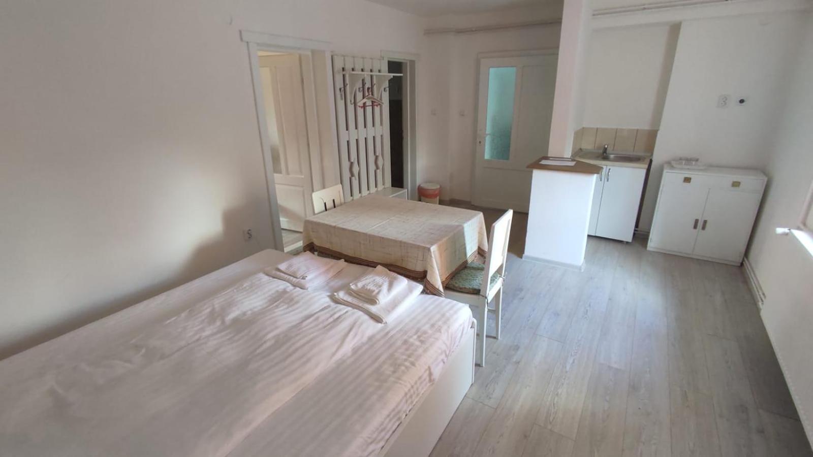 Apartment - Ground Floor - Photo 10