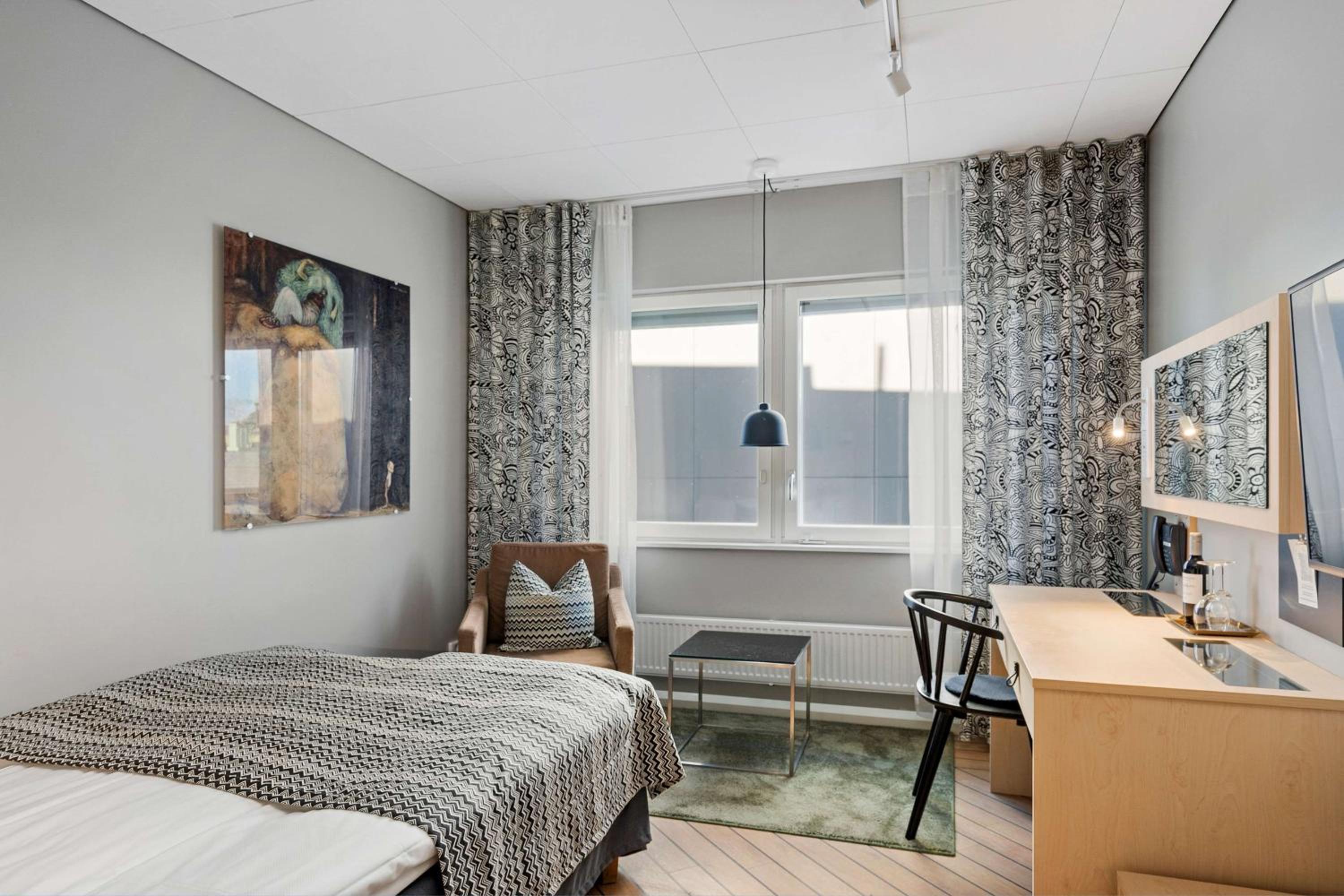 Standard Double Room - Non-Smoking