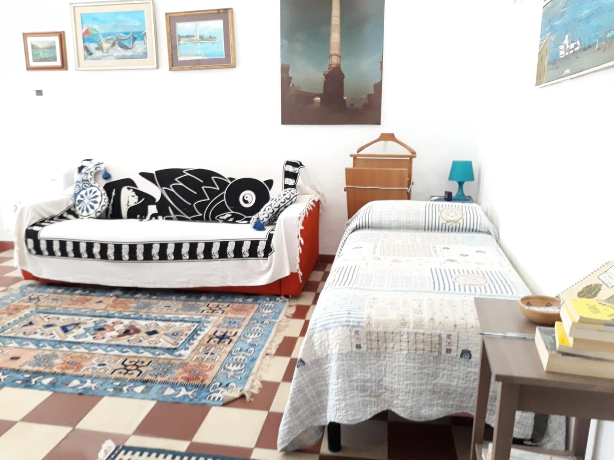 Large Single Room photo 2