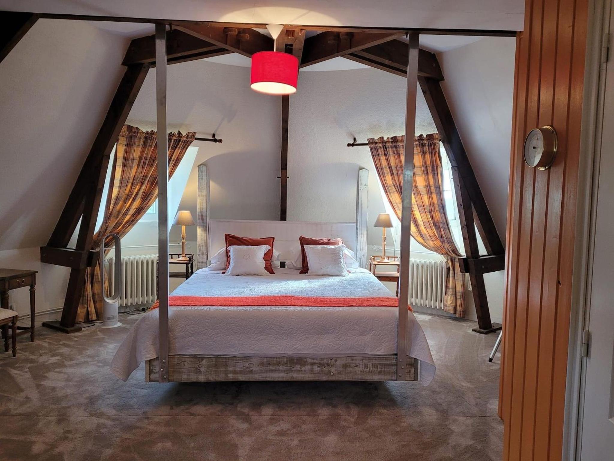 Deluxe Triple Room photo 3