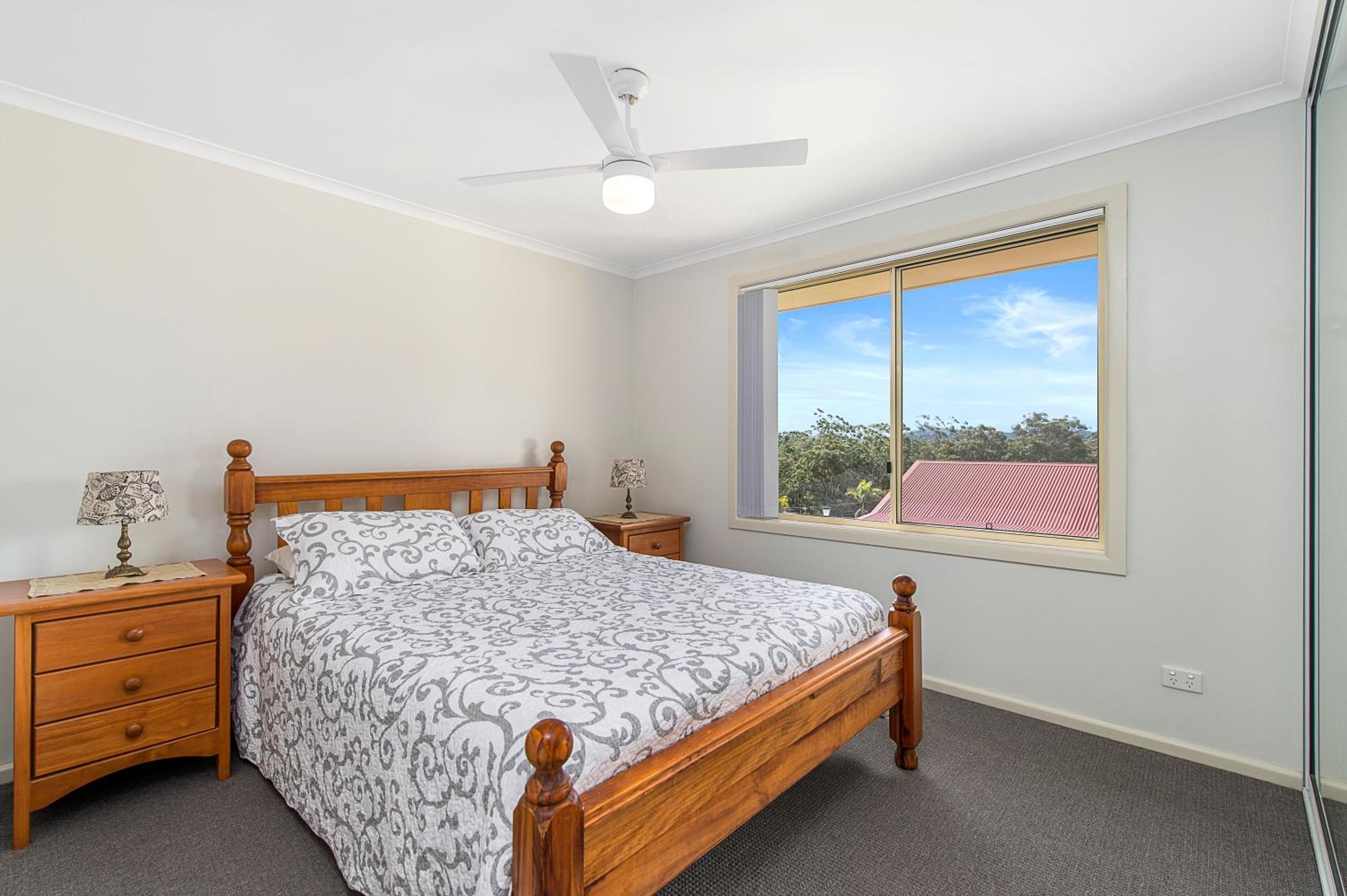 Three-Bedroom House photo 2