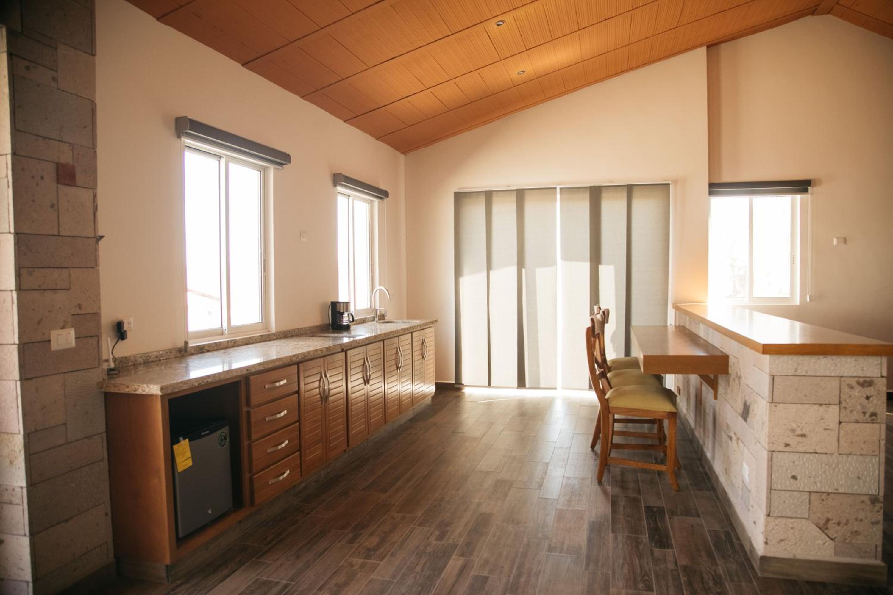 Deluxe Suite photo 3