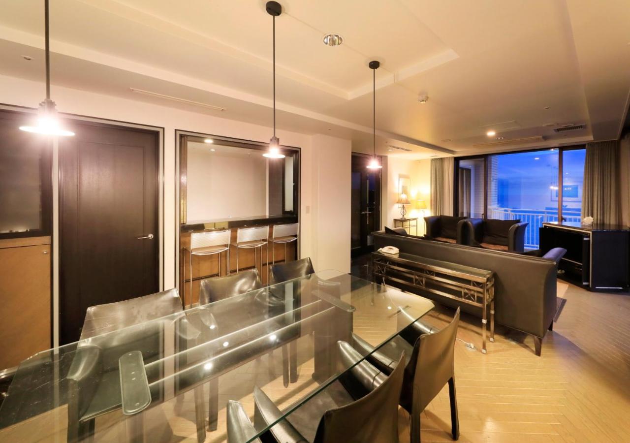Suite - Photo 5