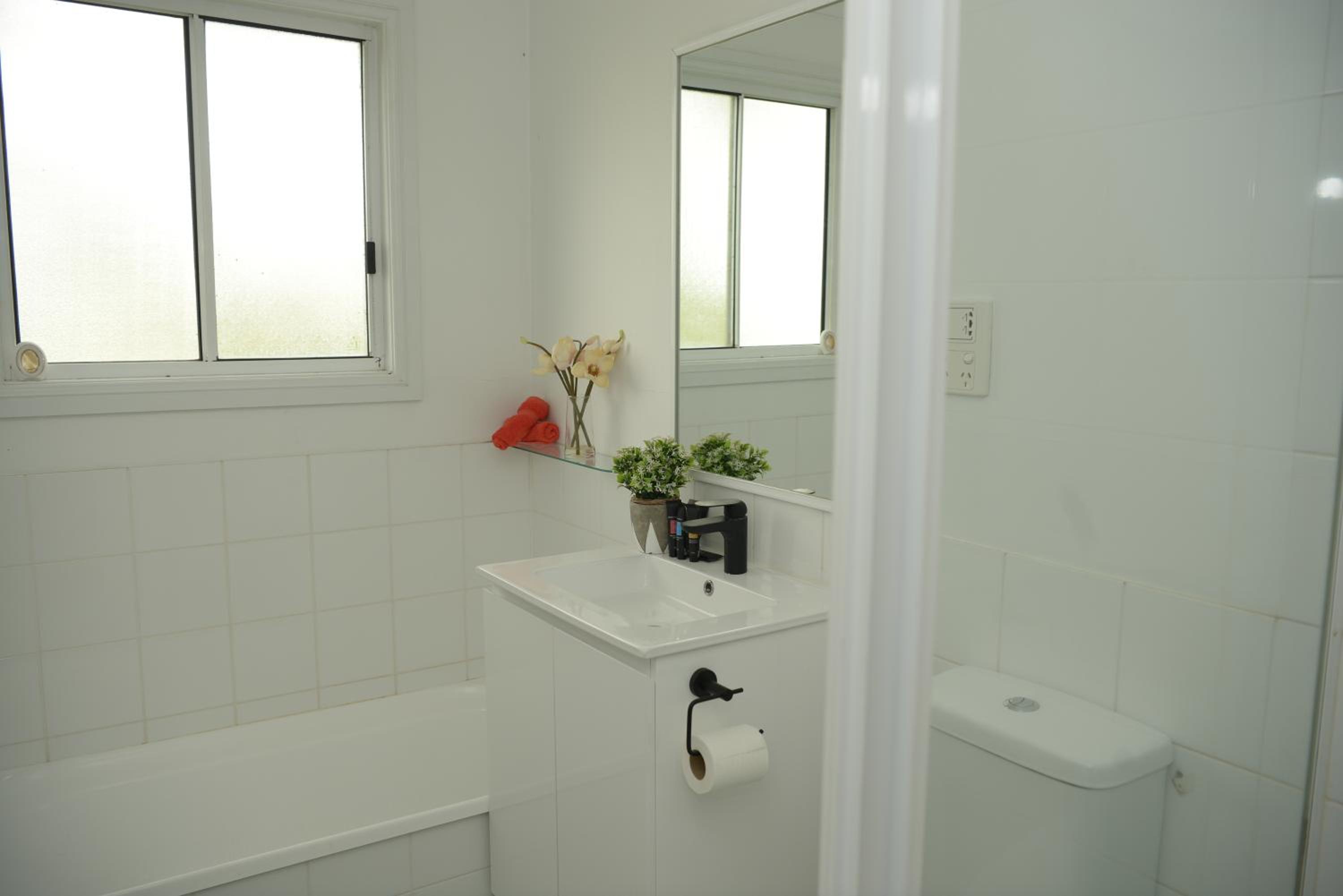 Chardonnay Three-Bedroom Cottage photo 3
