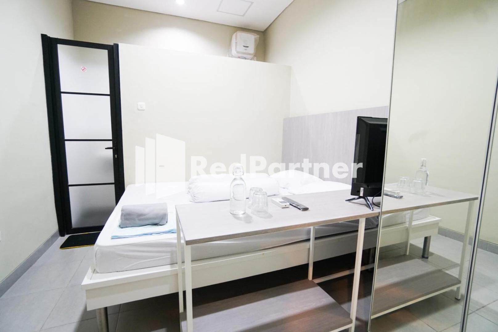 Standard Double Room - Photo 14