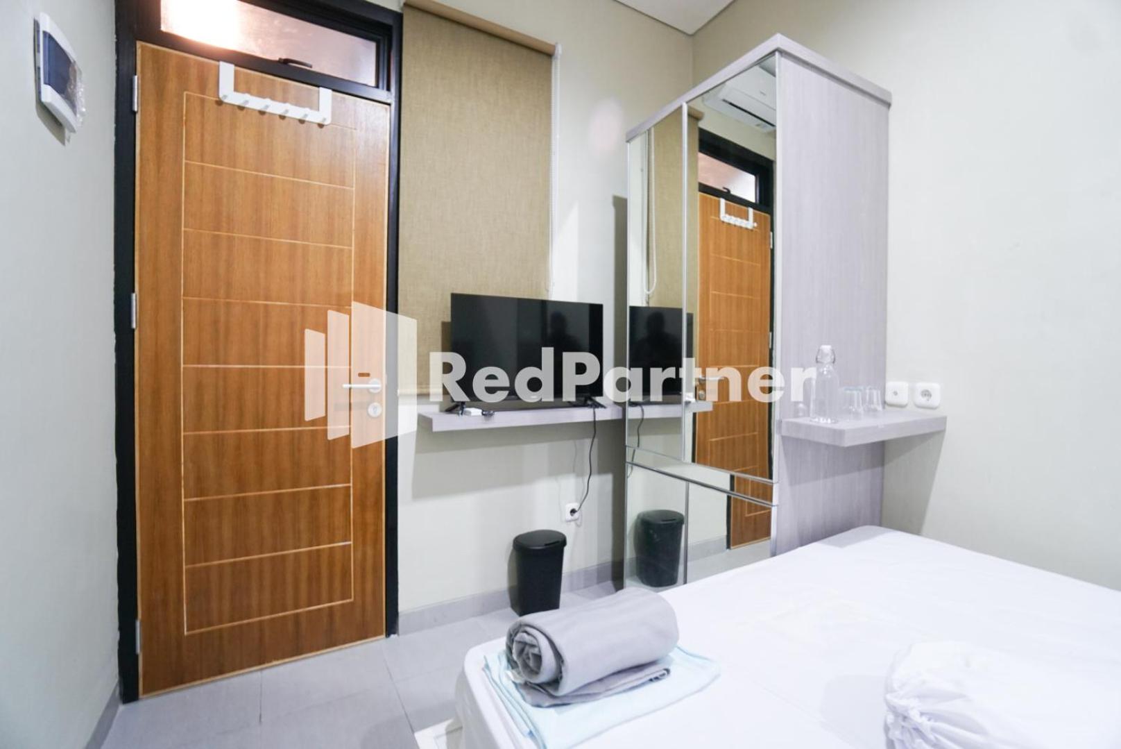 Standard Double Room - Photo 22