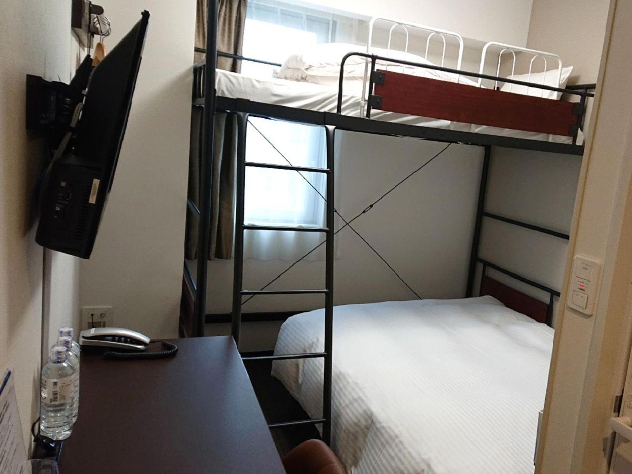 Twin Room with Loft - Photo 1