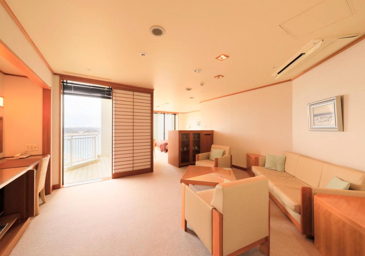 Suite with Balcony - Non-Smoking
