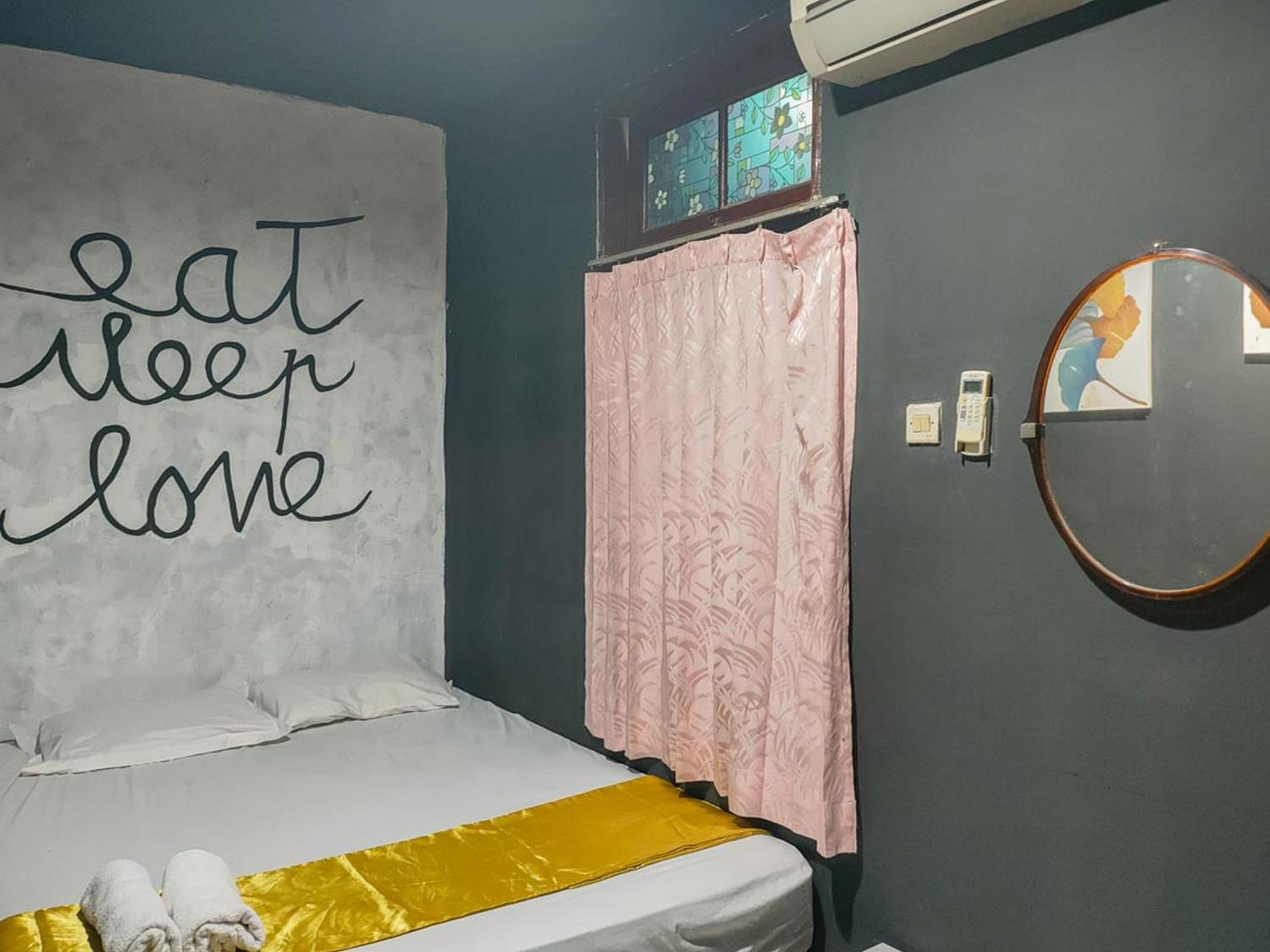 Standard Double Room - Photo 3