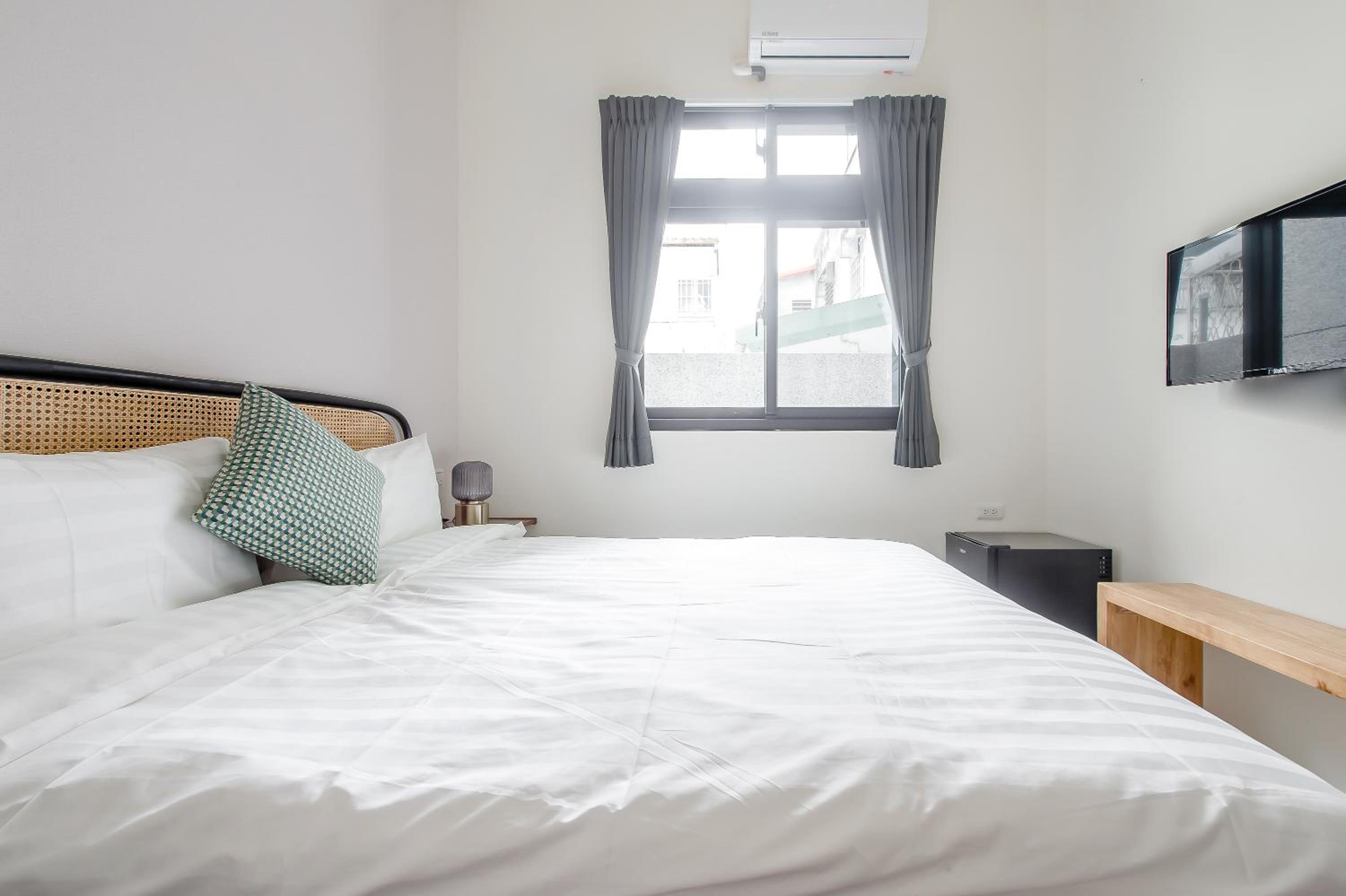 Double Room - Photo 3