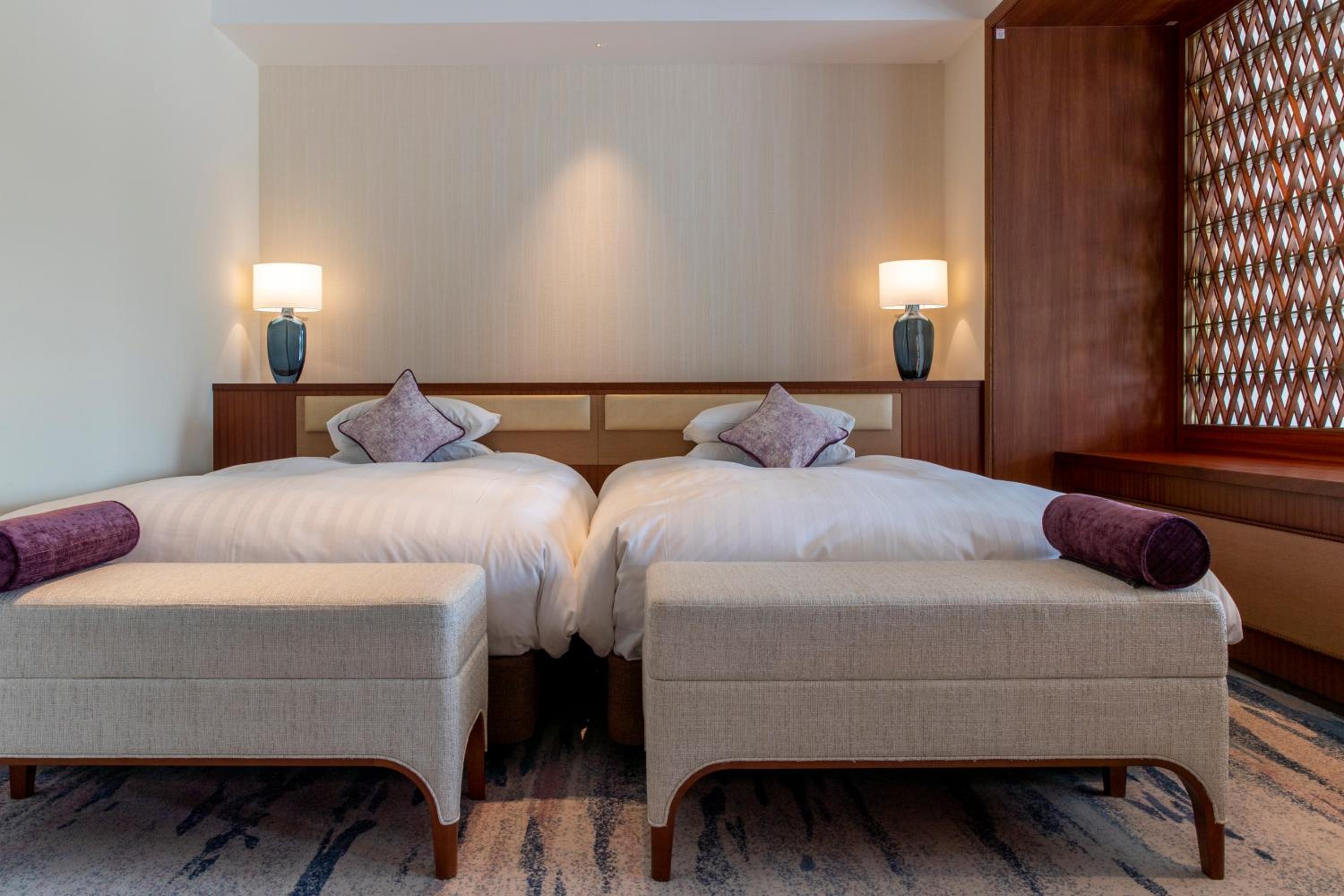 Premium Fourth Room with Lake View - Photo 11