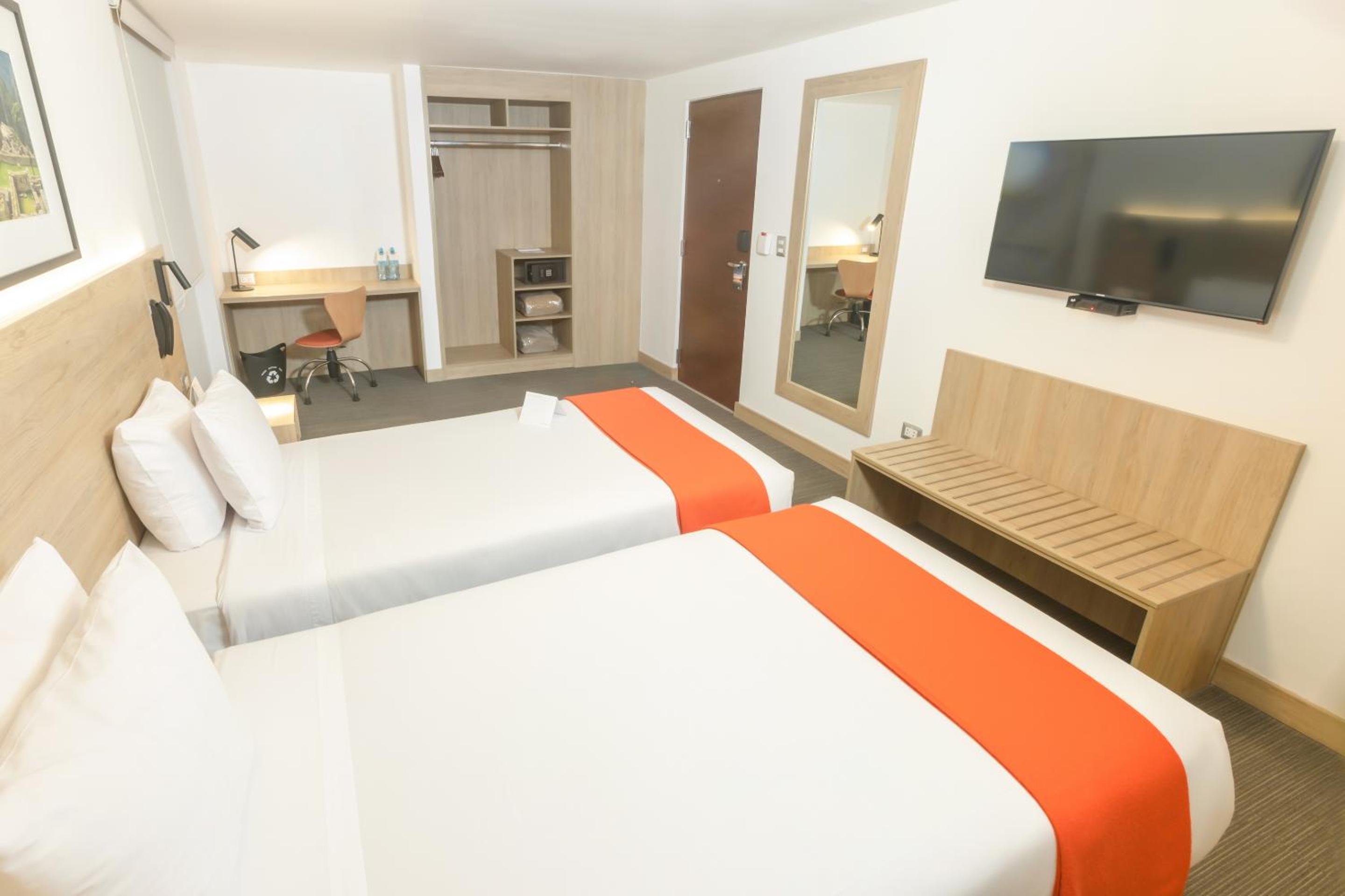 Traditional Twin Room - Photo 2