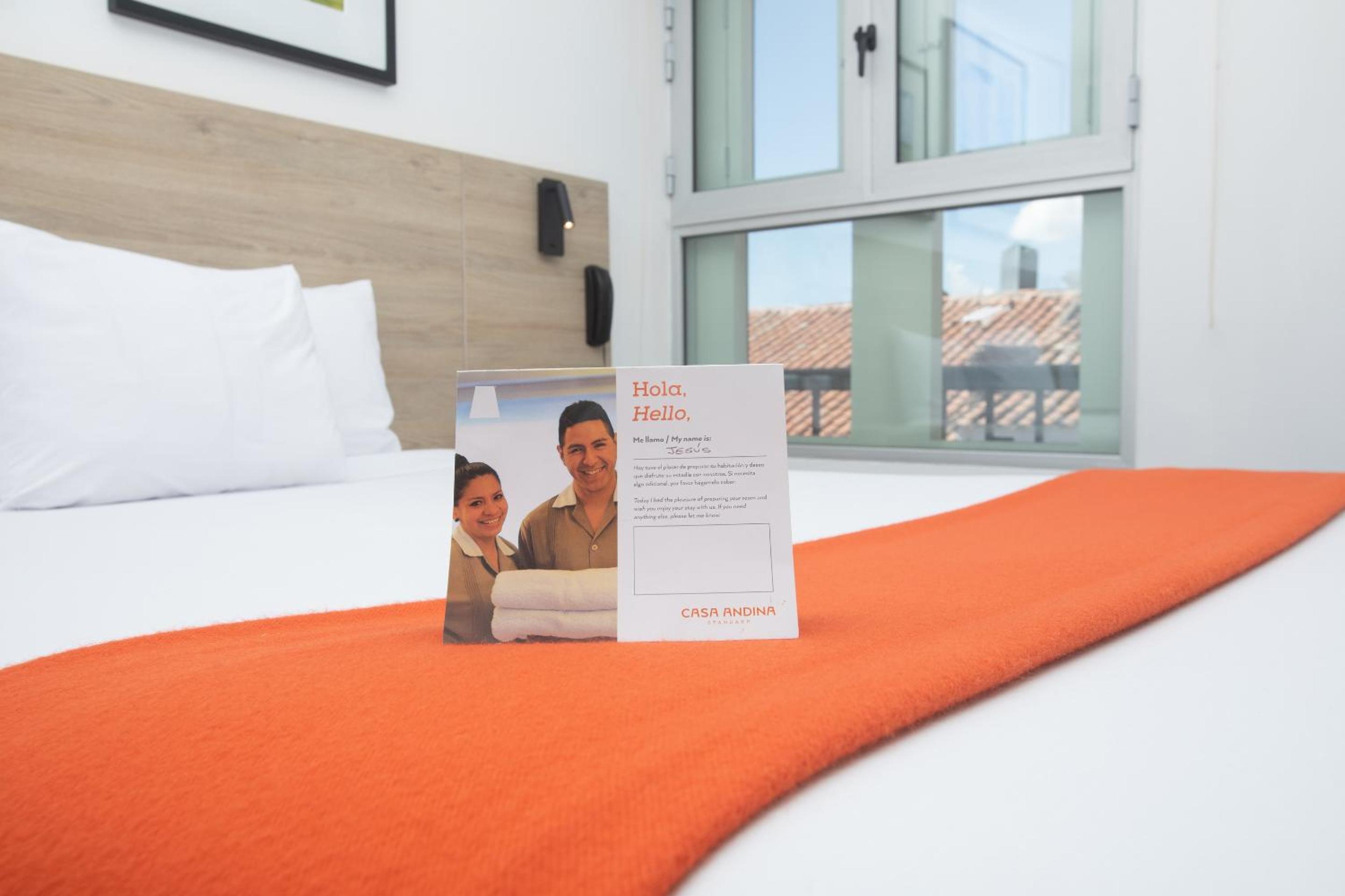 Double Room with City View - Photo 2