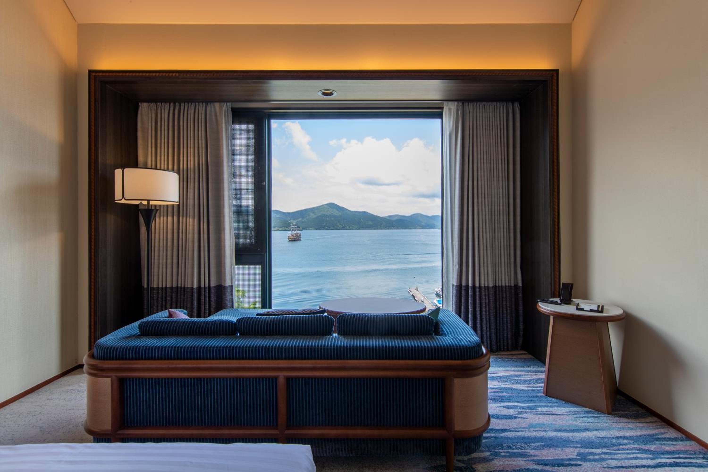 Superior Twin Rooms with Lake View（Upper floor） - Photo 2