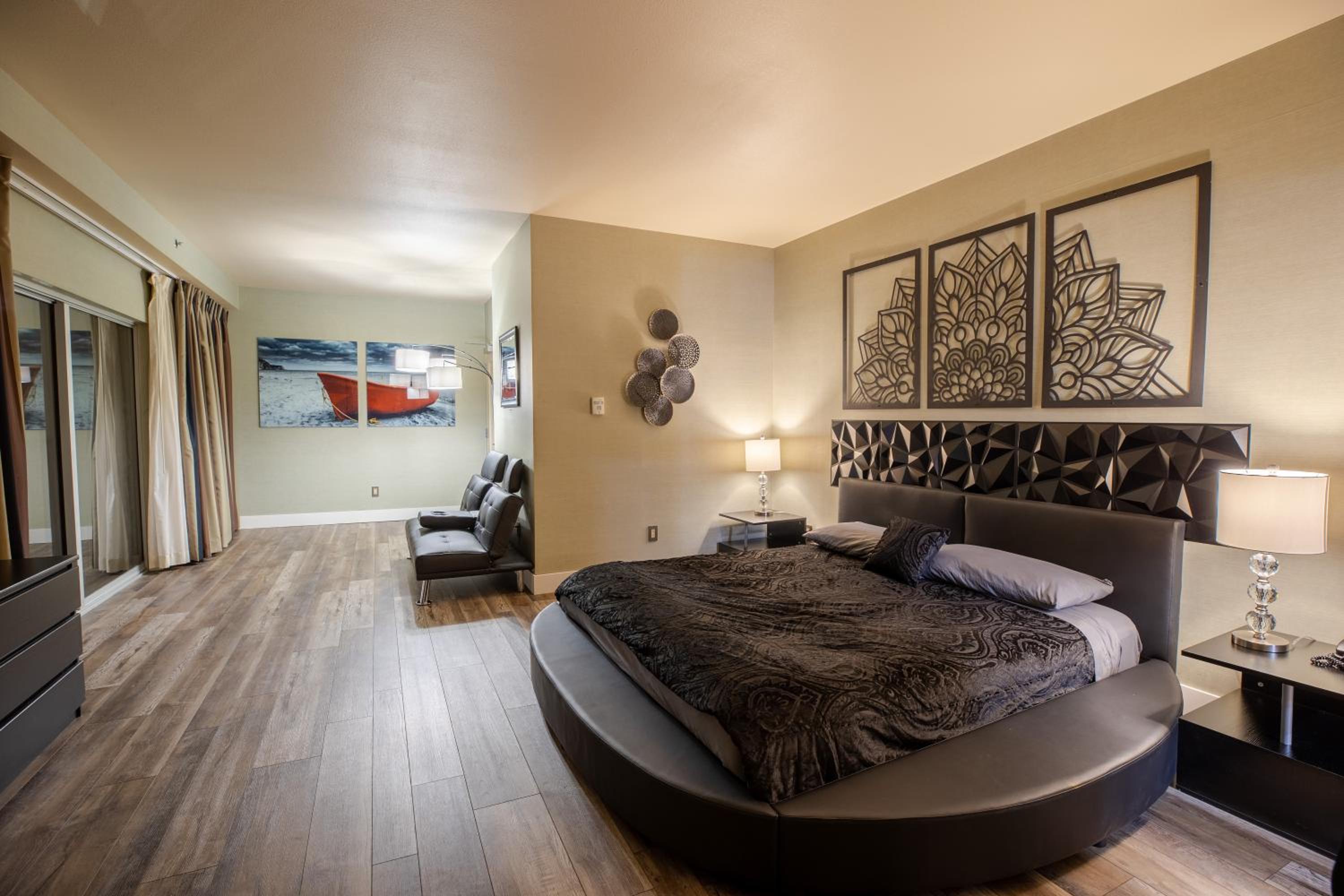Penthouse Apartment - Photo 34