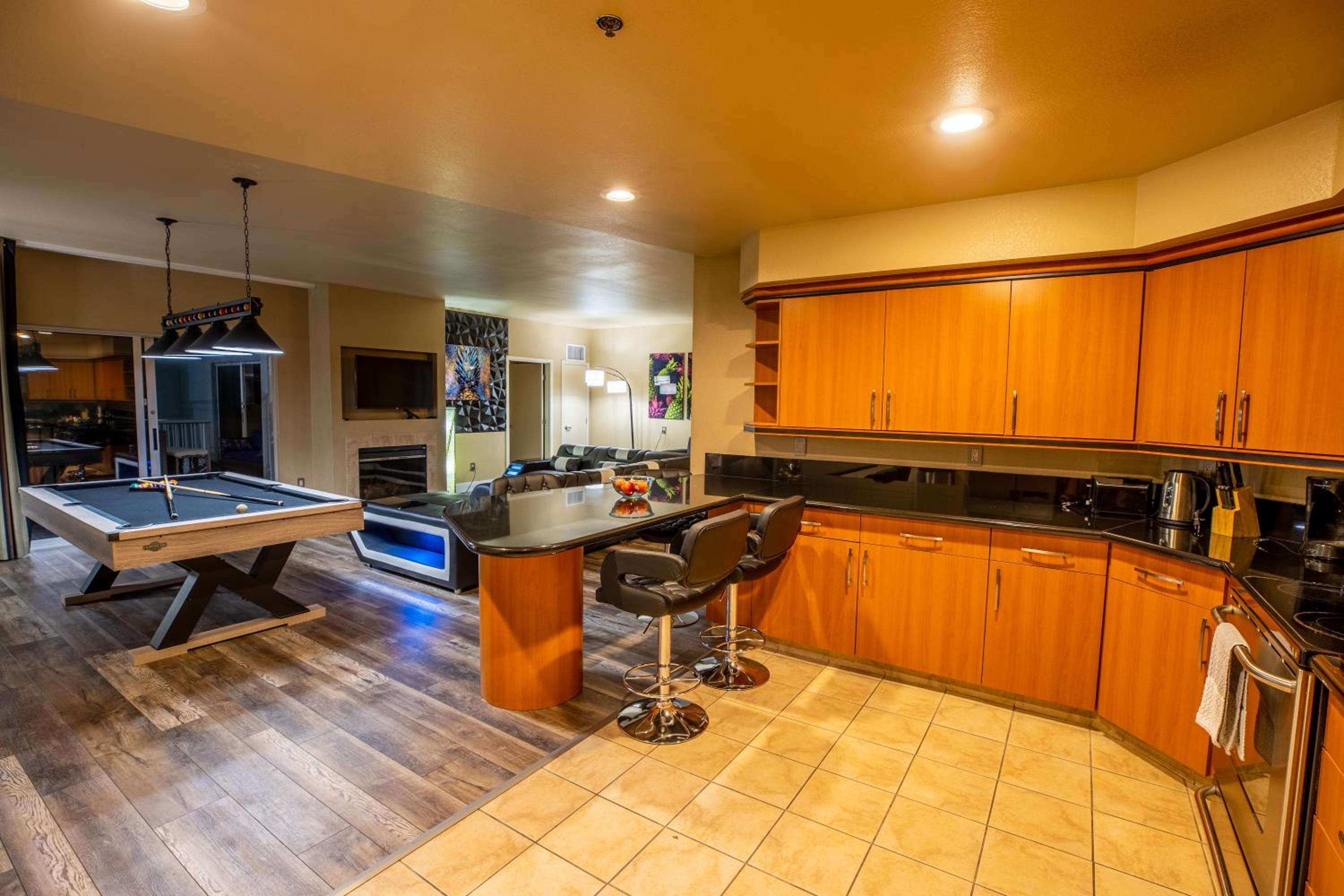 Penthouse Apartment - Photo 17
