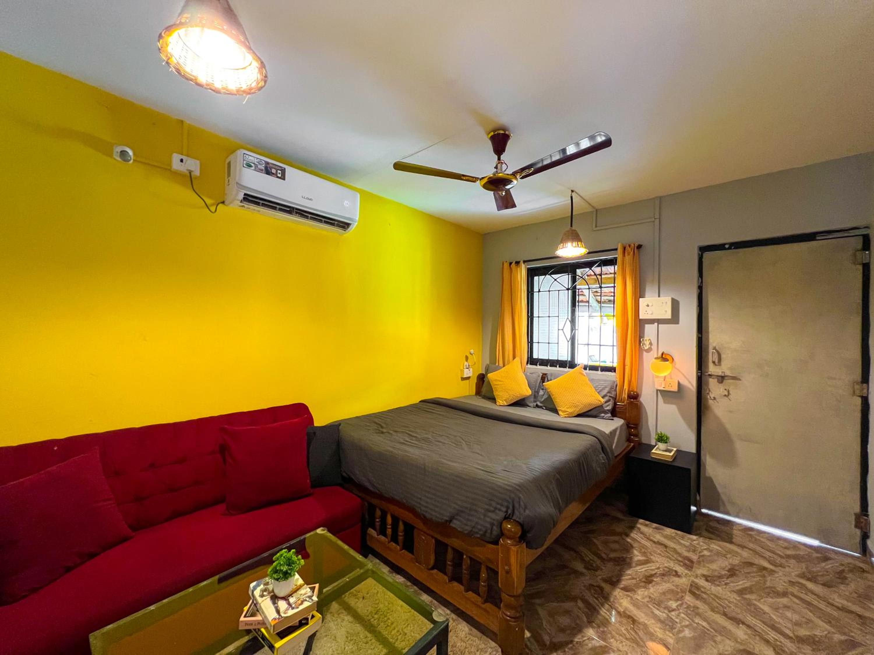Double Room with Private Bathroom photo 1