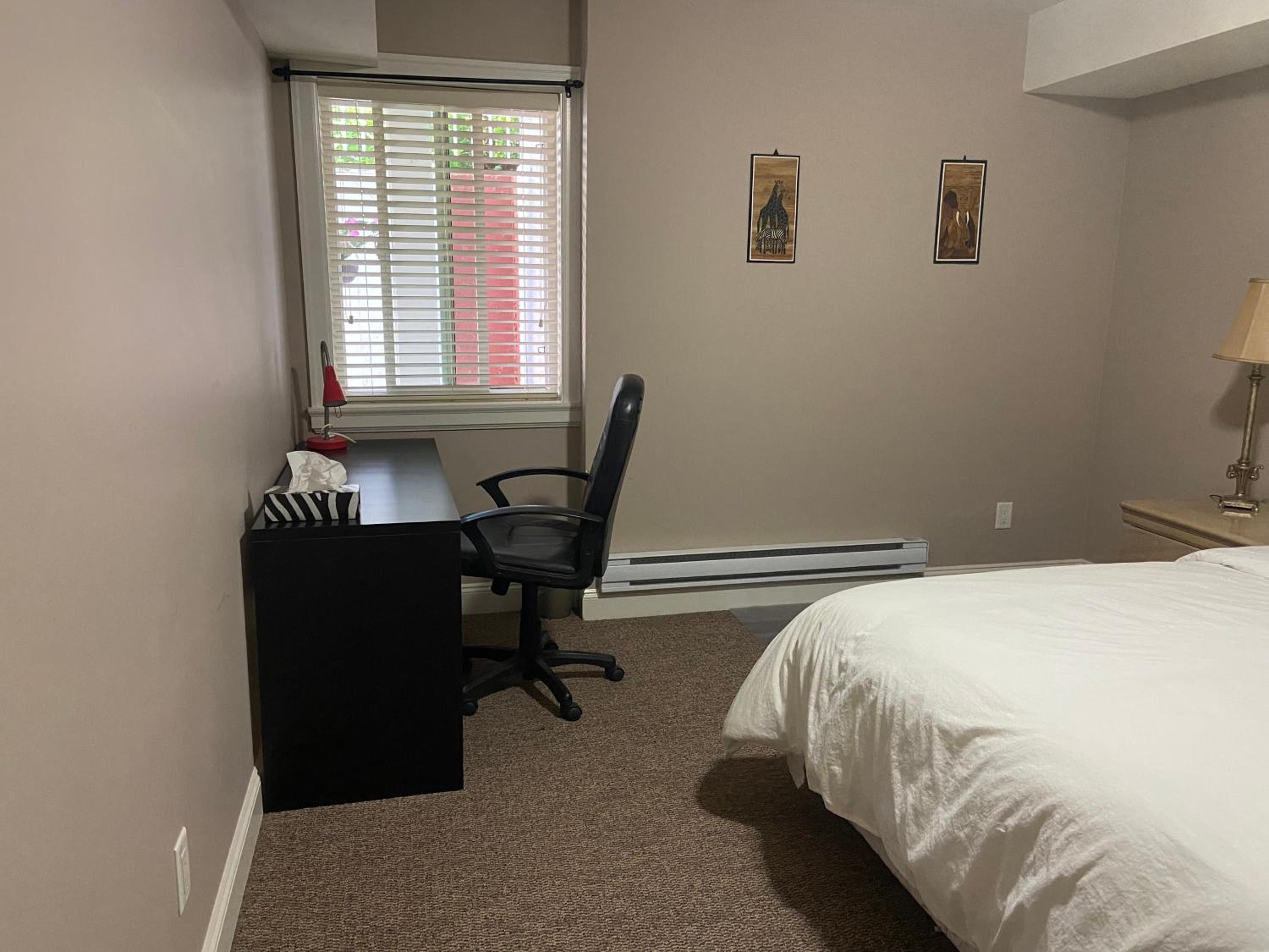 Double Room with Private External Bathroom - Photo 14