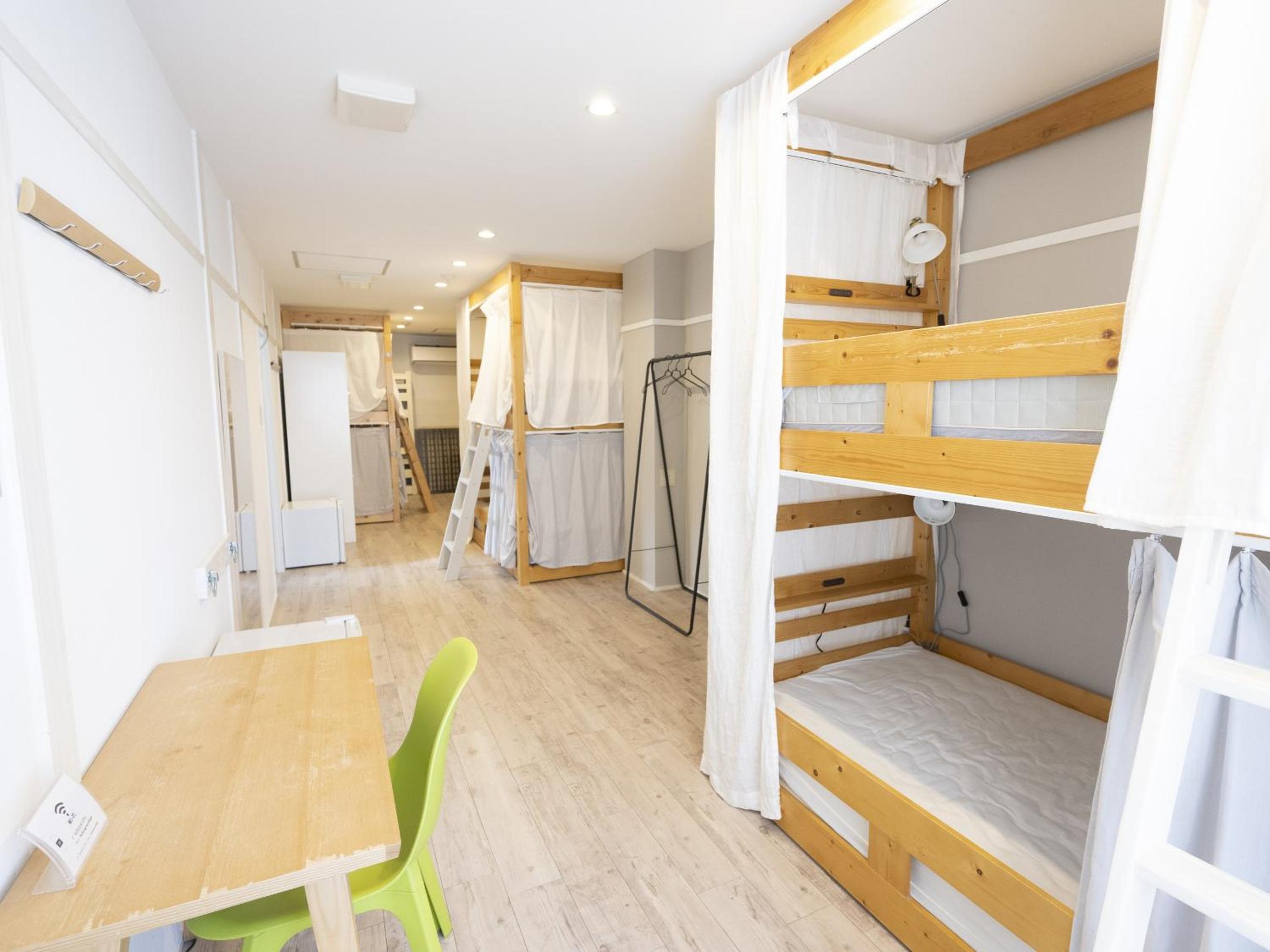 Single Bed in Dormitory Room photo 1