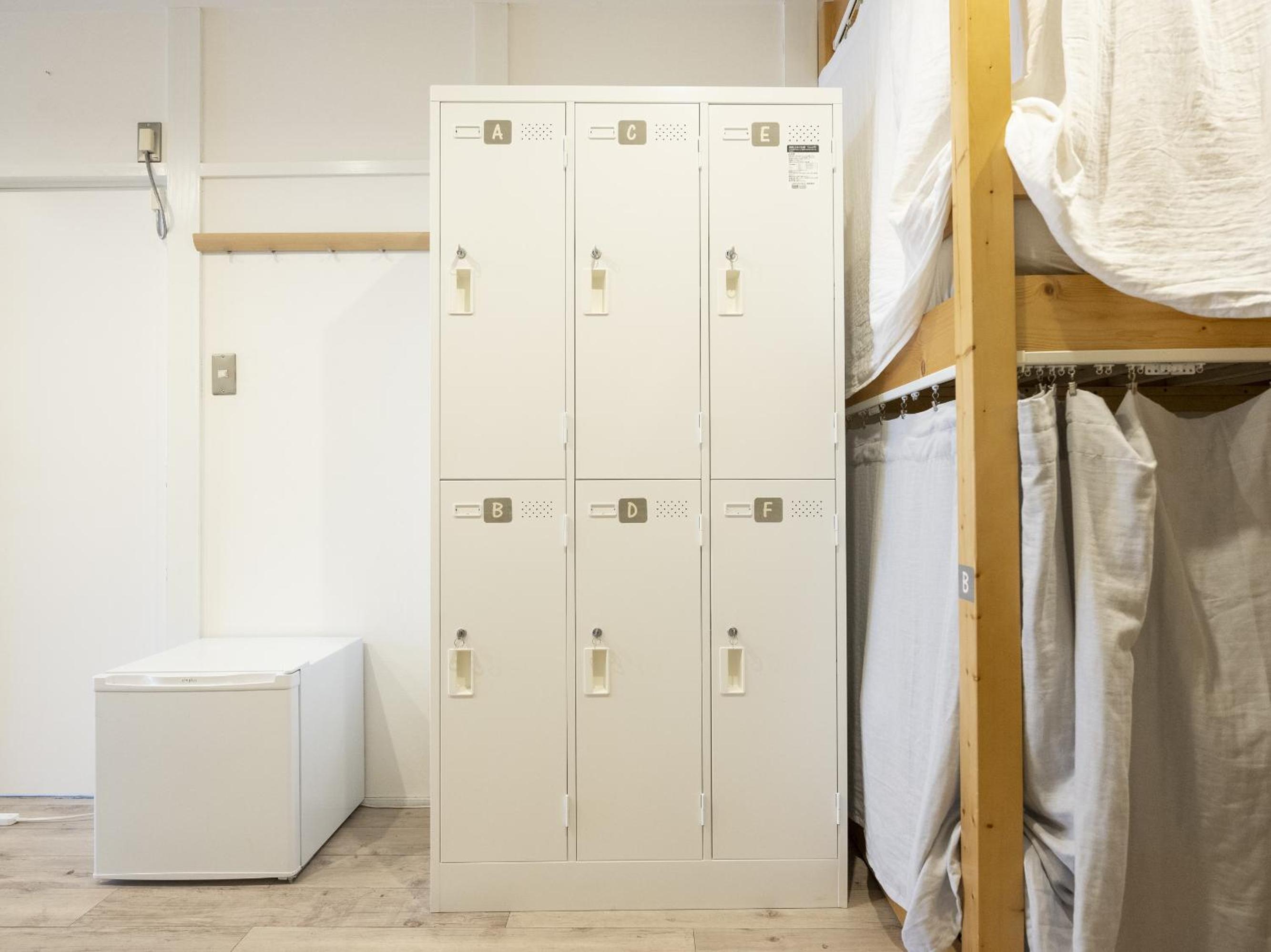 Single Bed in Dormitory Room photo 3