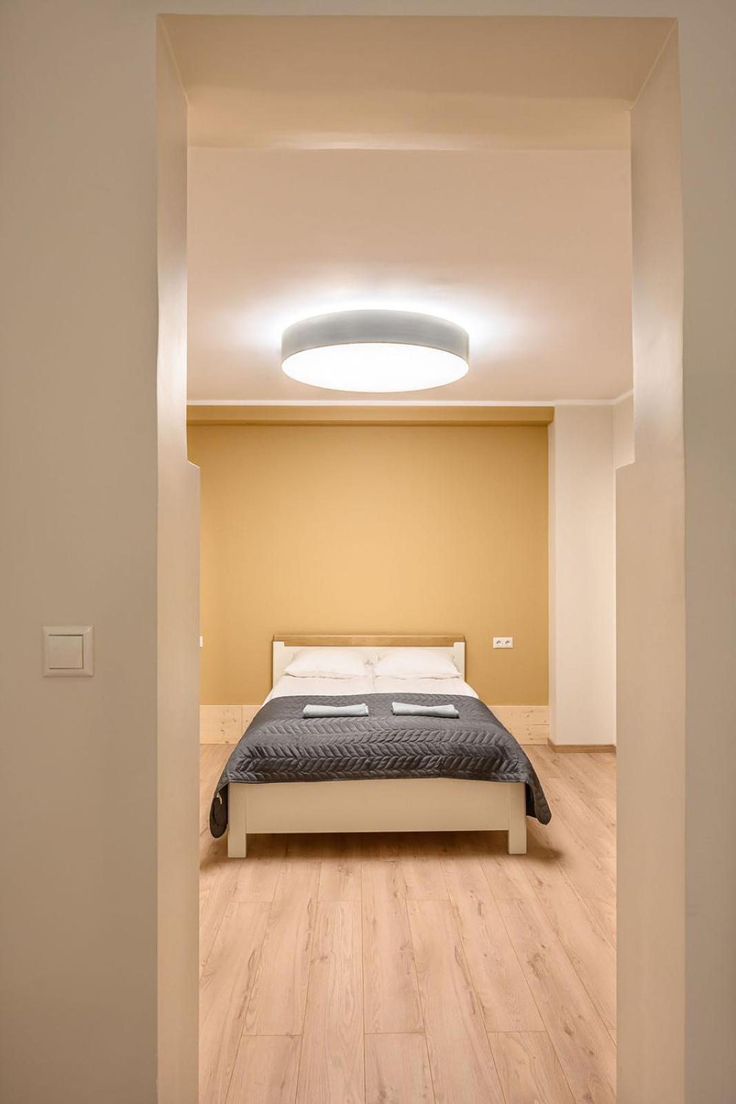 Deluxe Quadruple Room - Photo 8