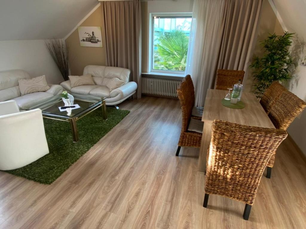Two-Bedroom Holiday Apartment (6 Adults) - Photo 15