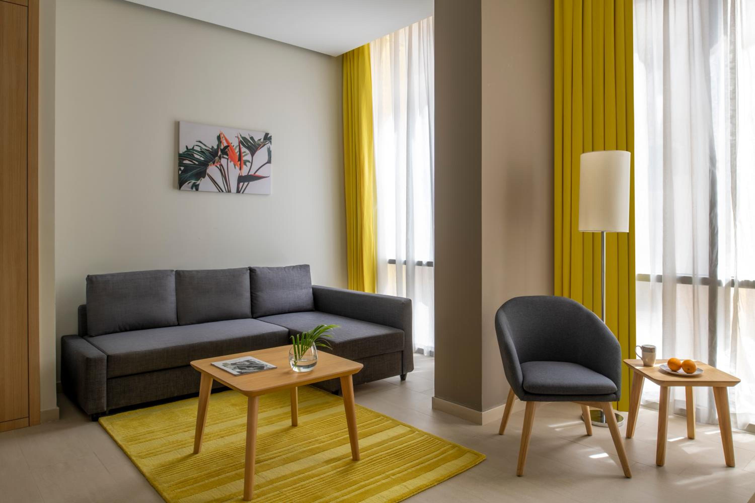 Two-Bedroom Apartment with Two King and One Single Sofa Bed